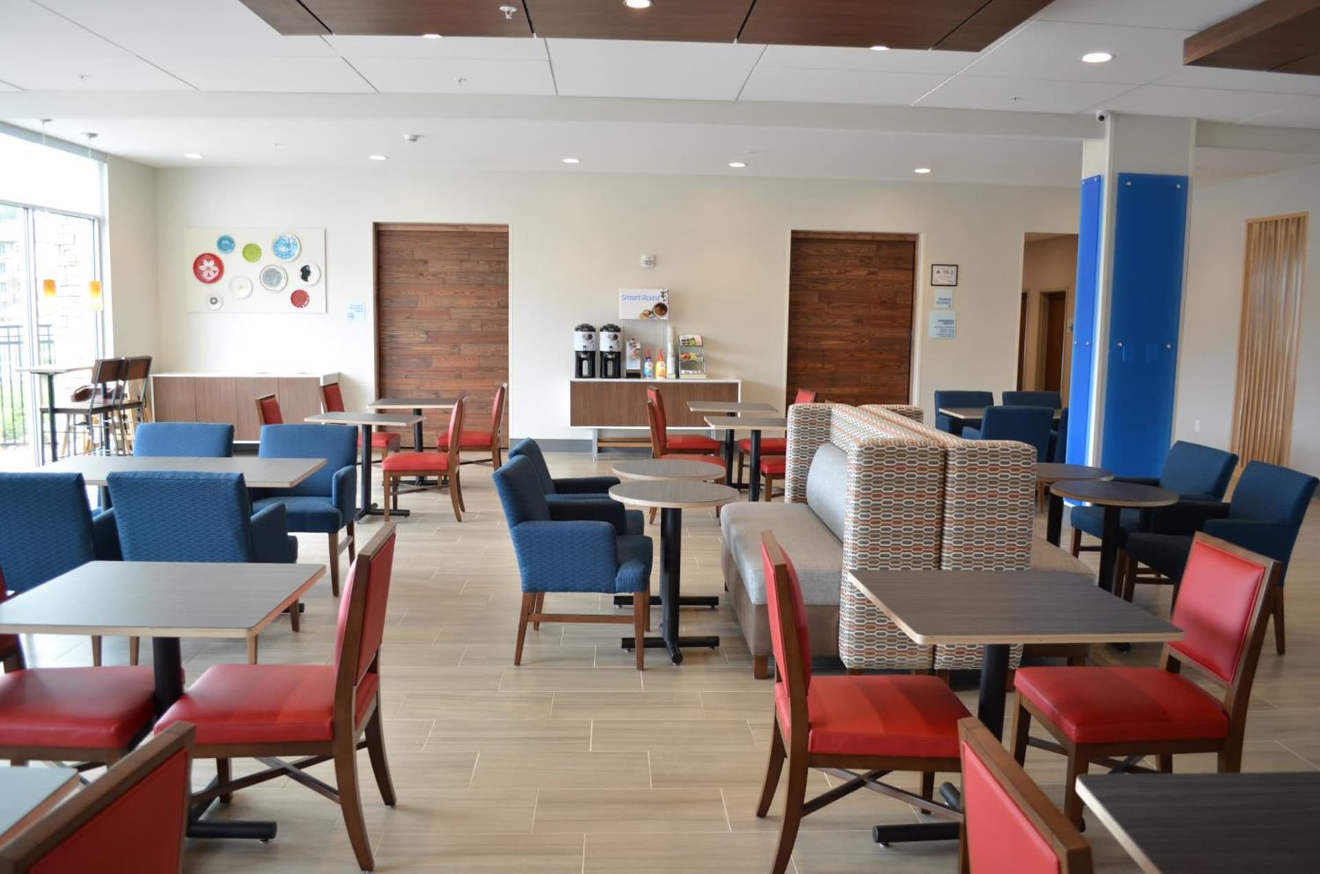 Holiday Inn Express & Suites - Charlotte NE - University Area by IHG gallery photo in Charlotte, NC — image 24