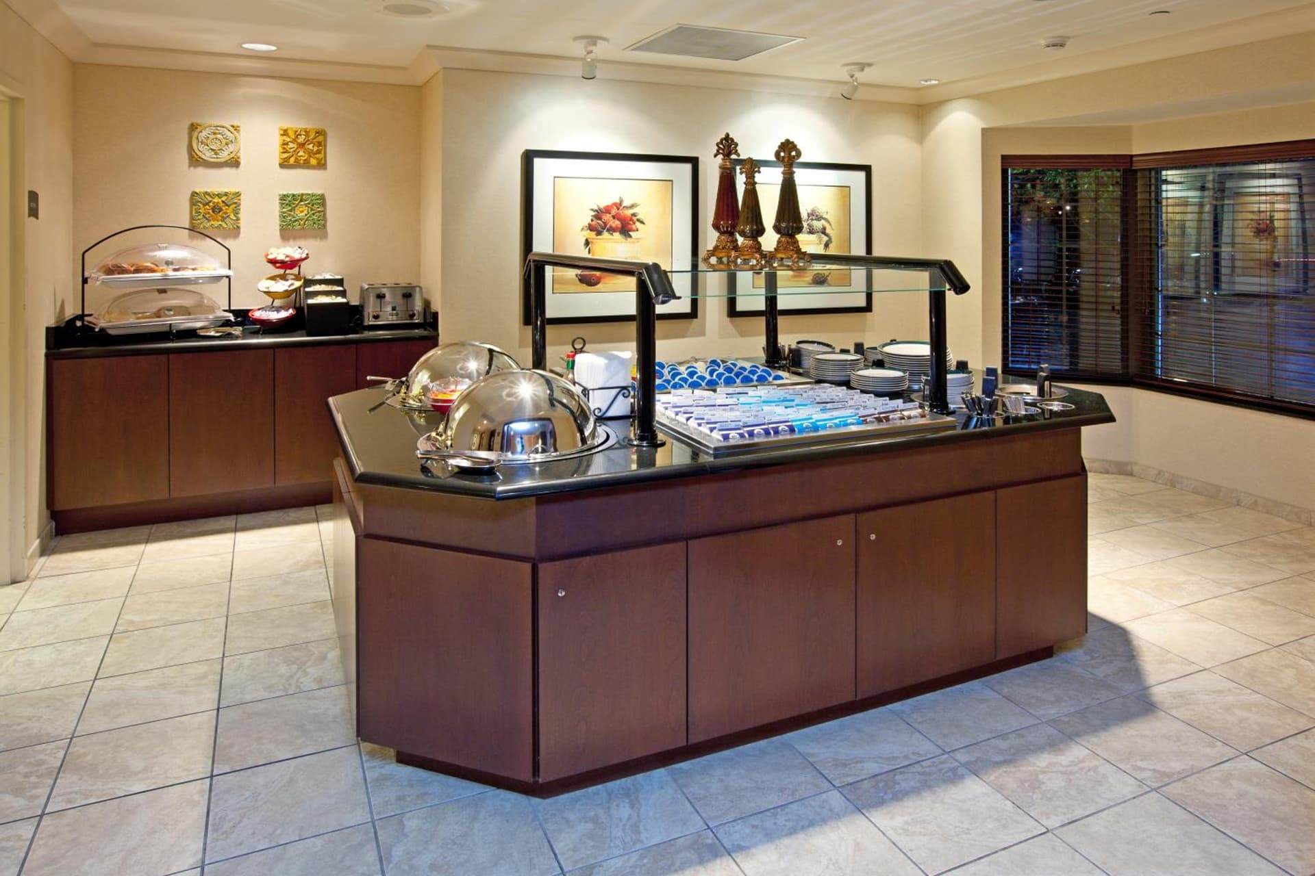 Staybridge Suites Indianapolis Downtown-Convention Center by IHG gallery photo in Indianapolis, IN — image 16