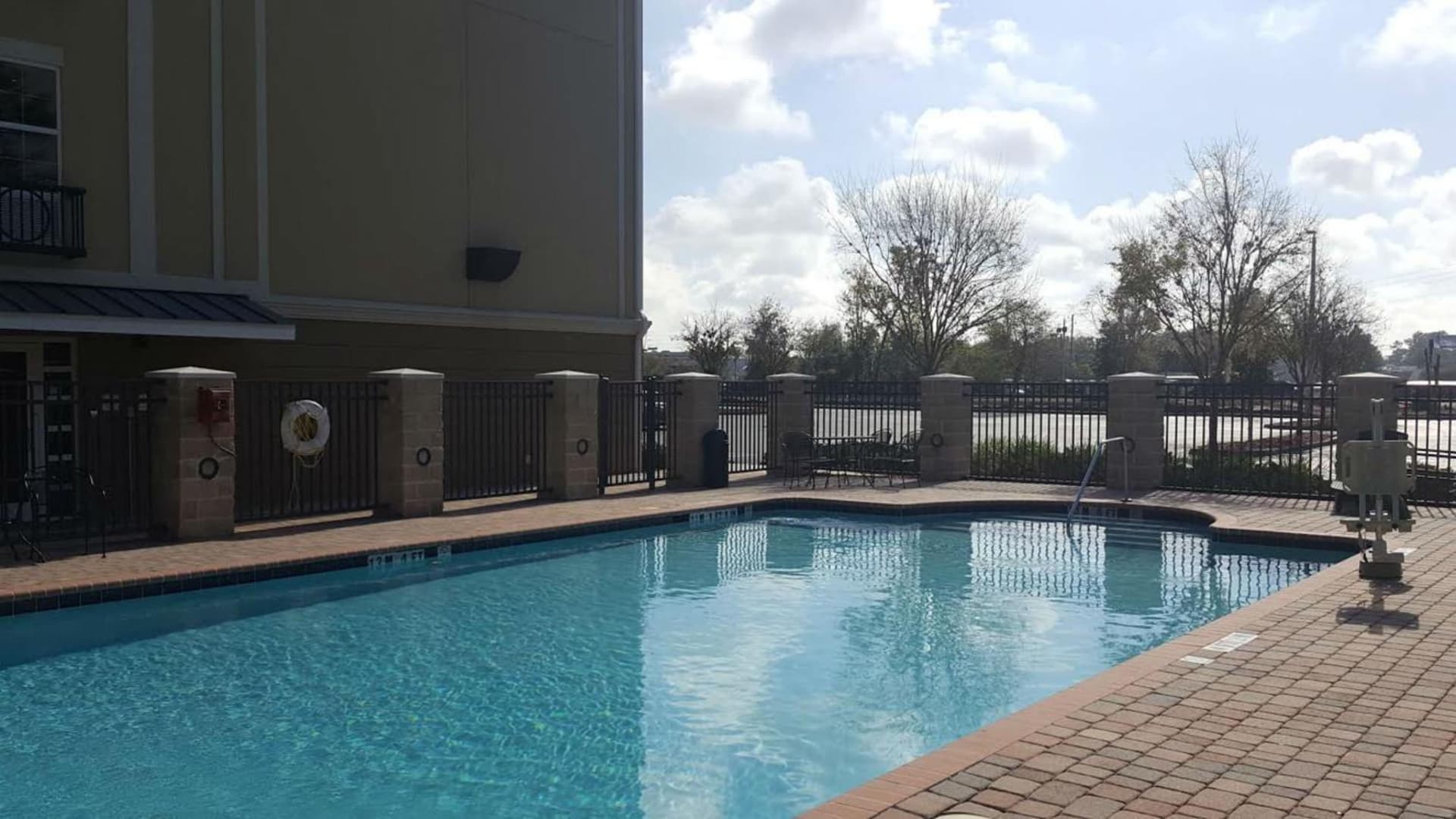 Holiday Inn Express Jacksonville East by IHG interior in Jacksonville, FL — gallery photo 2