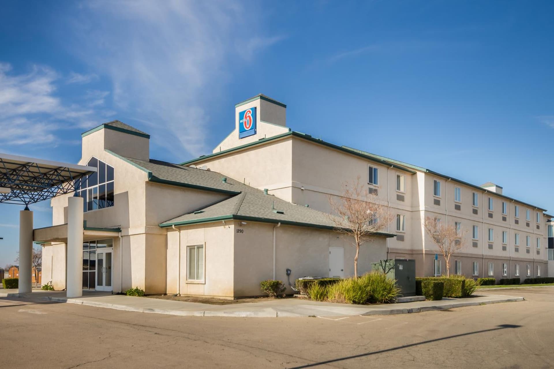 Howard Johnson by Wyndham Lemoore Near Naval Air Station gallery photo in Lemoore, CA — image 51