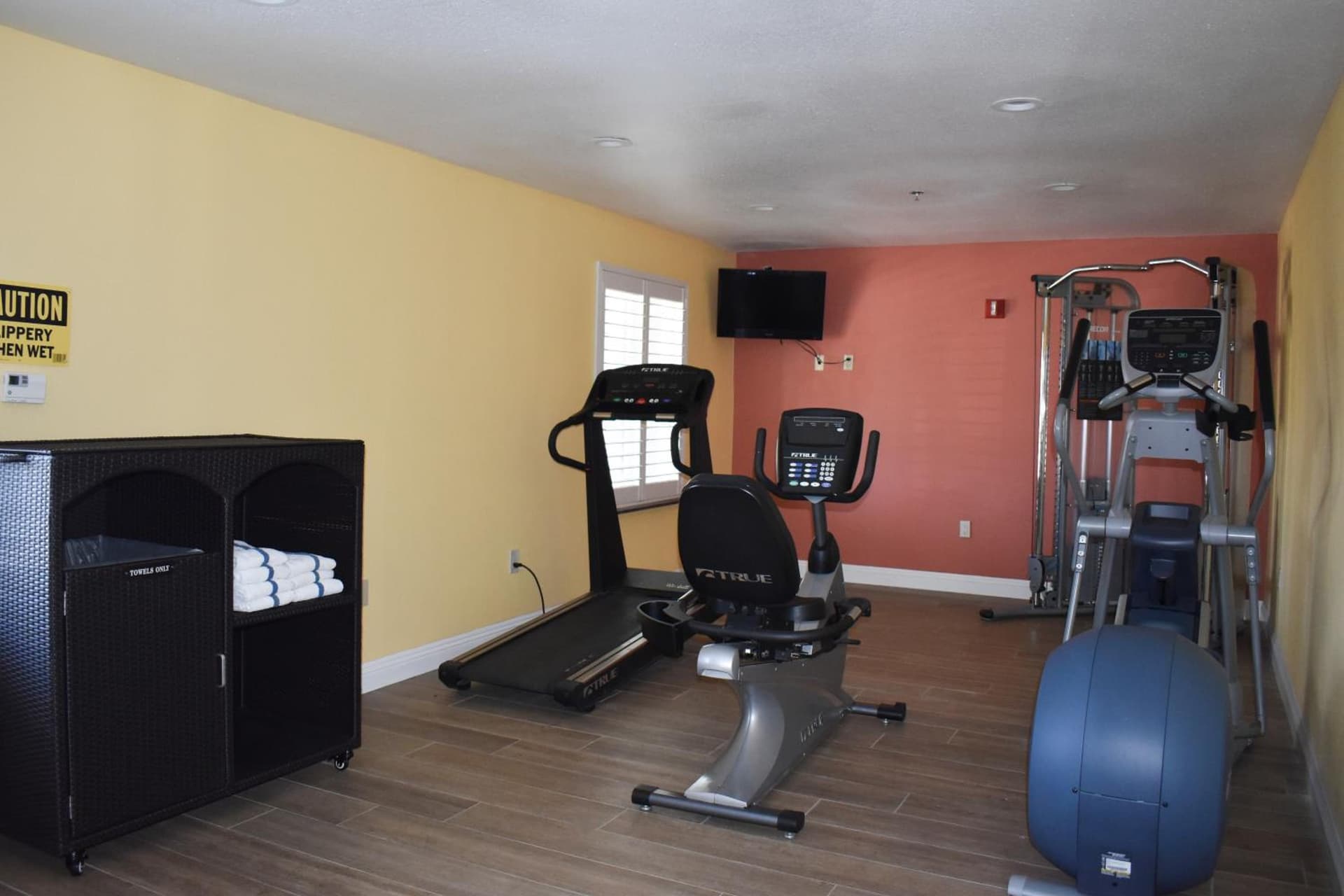 Baymont by Wyndham Manteca gallery photo in Manteca, CA — image 7