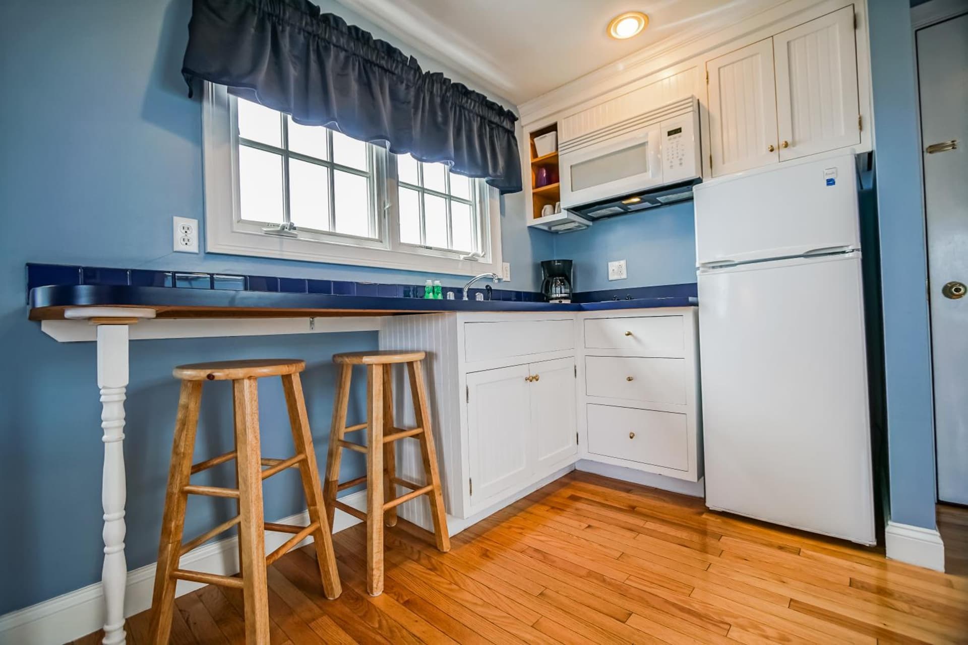 Beachside Village Resort interior in Falmouth, MA — gallery photo 2