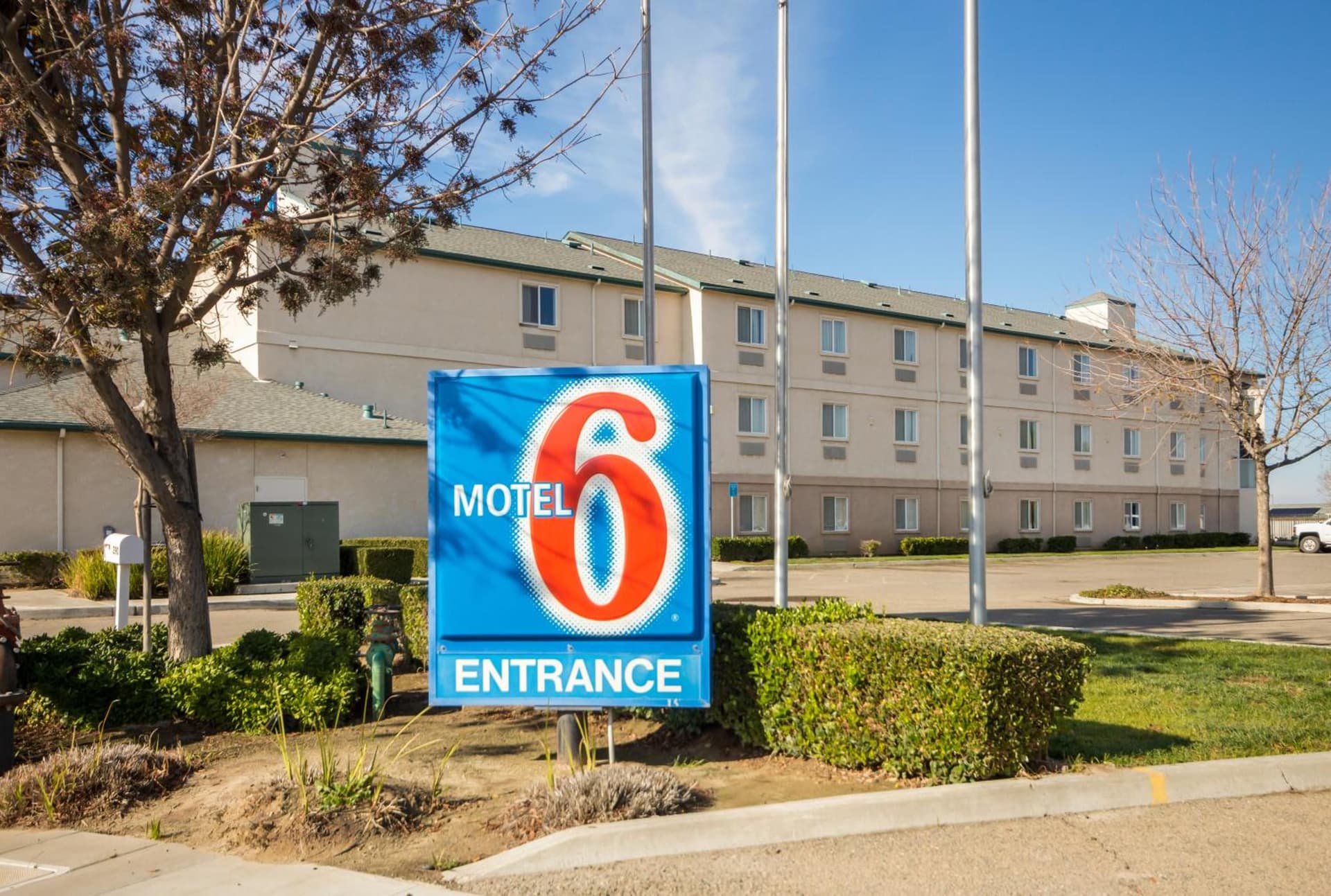 Howard Johnson by Wyndham Lemoore Near Naval Air Station gallery photo in Lemoore, CA — image 33