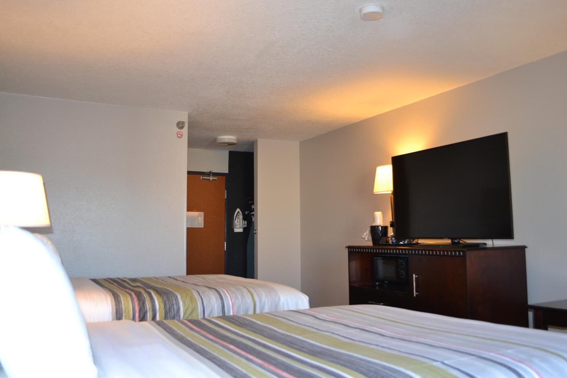 Country Inn & Suites by Radisson, Fairview Heights, IL gallery photo in Fairview Heights, IL — image 52