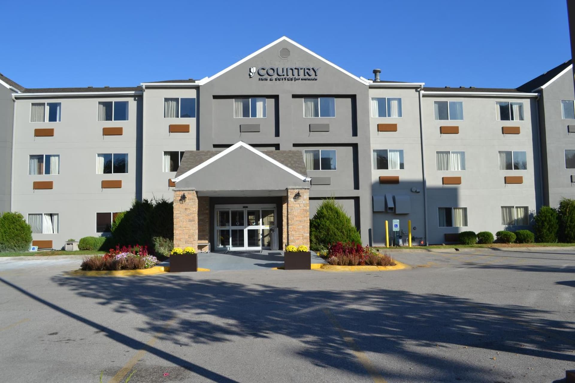 Country Inn & Suites by Radisson, Fairview Heights, IL gallery photo in Fairview Heights, IL — image 46