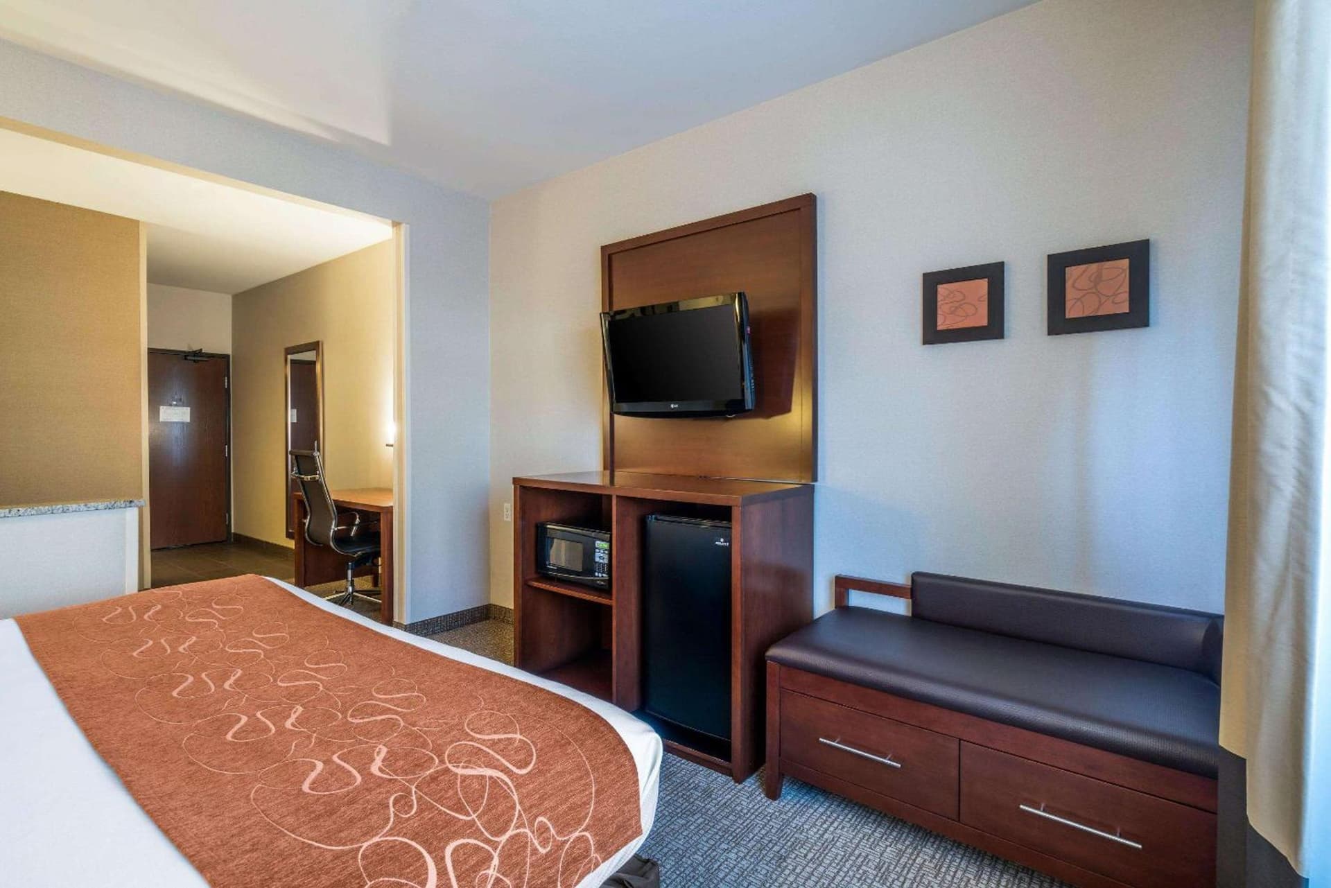 Comfort Suites Yakima gallery photo in Yakima, WA — image 5