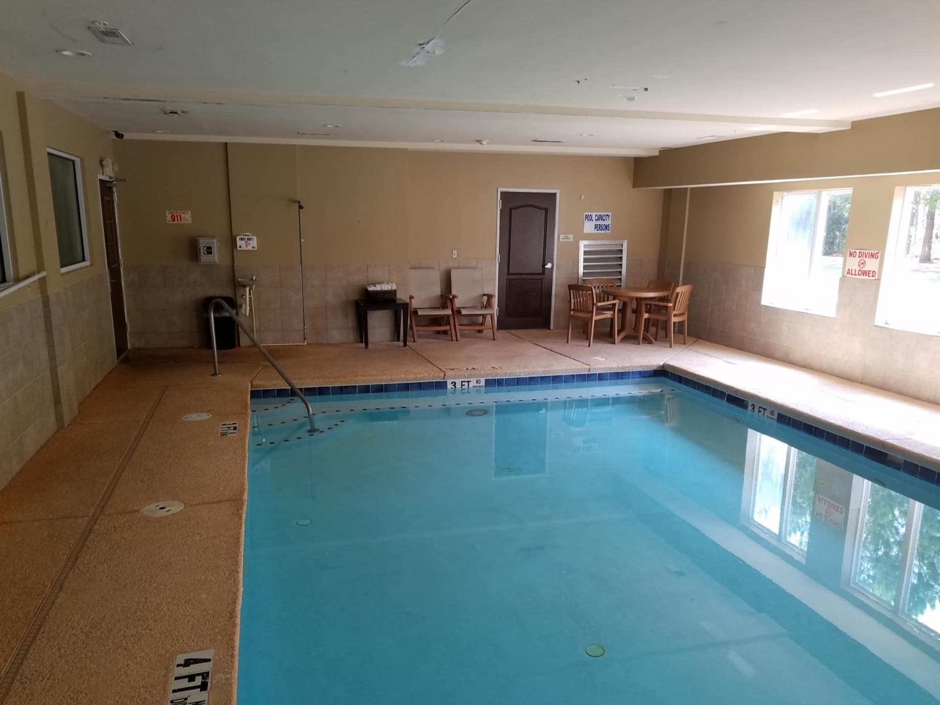 La Quinta by Wyndham Atlanta Union City interior in Union City, GA — gallery photo 2