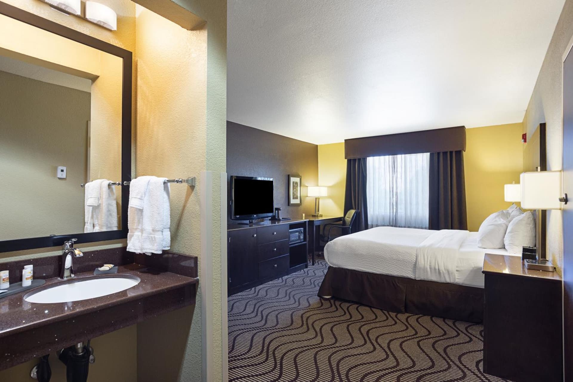 La Quinta by Wyndham Meridian / Boise West gallery photo in Meridian, ID — image 12