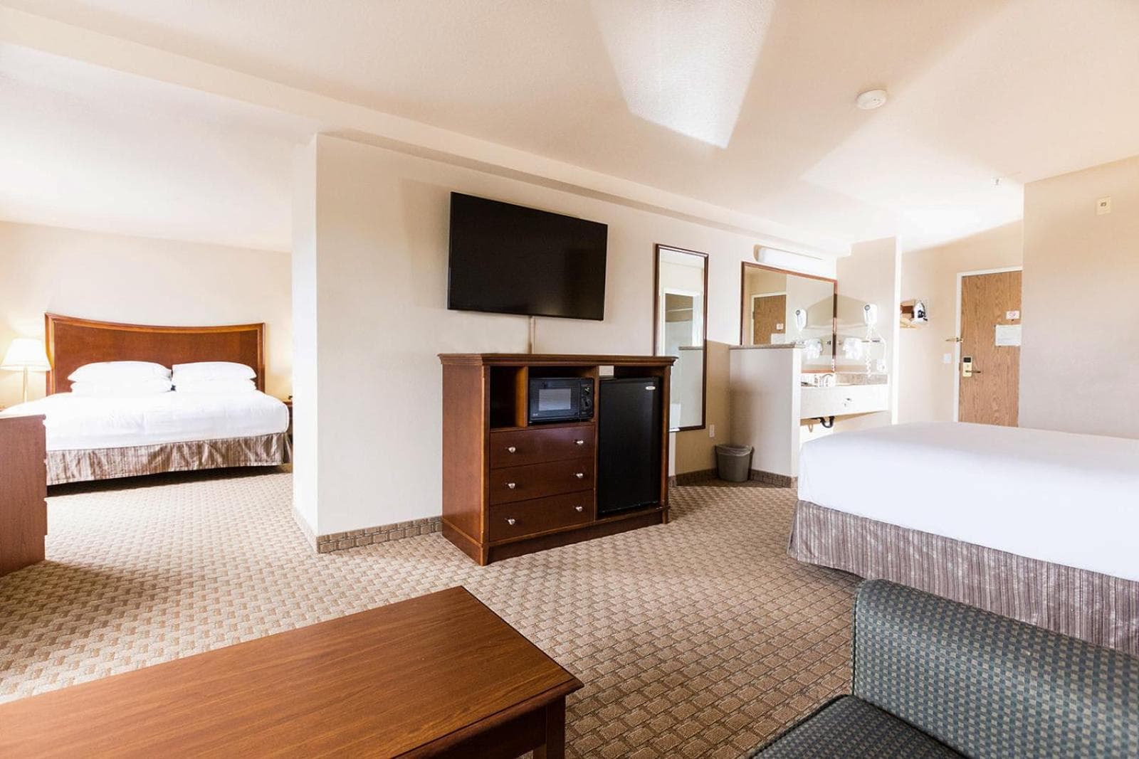Red Lion Inn & Suites McMinnville gallery photo in McMinnville, OR — image 10