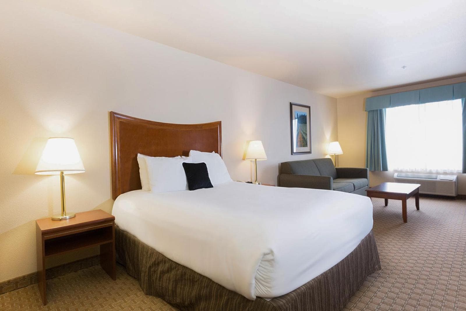 Red Lion Inn & Suites McMinnville gallery photo in McMinnville, OR — image 18