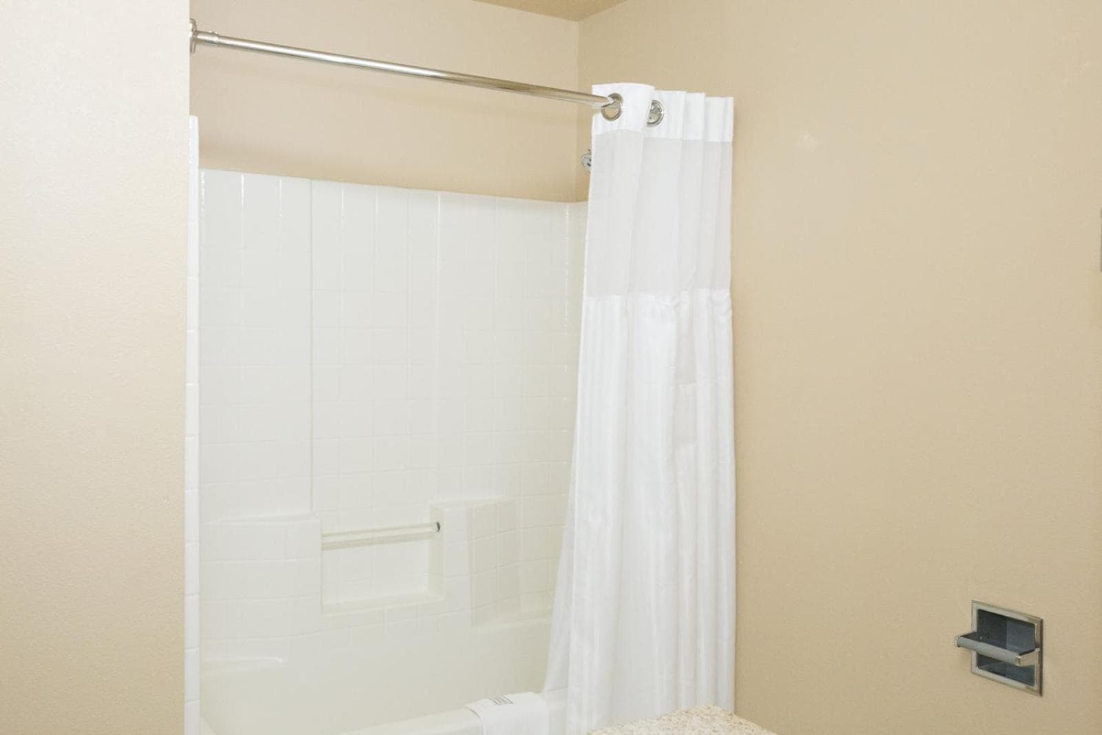 Red Lion Inn & Suites McMinnville gallery photo in McMinnville, OR — image 20