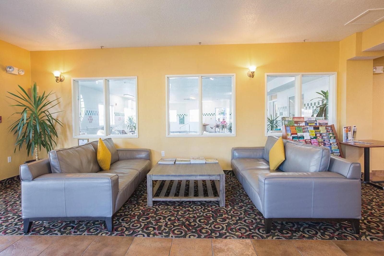 Red Lion Inn & Suites McMinnville gallery photo in McMinnville, OR — image 21