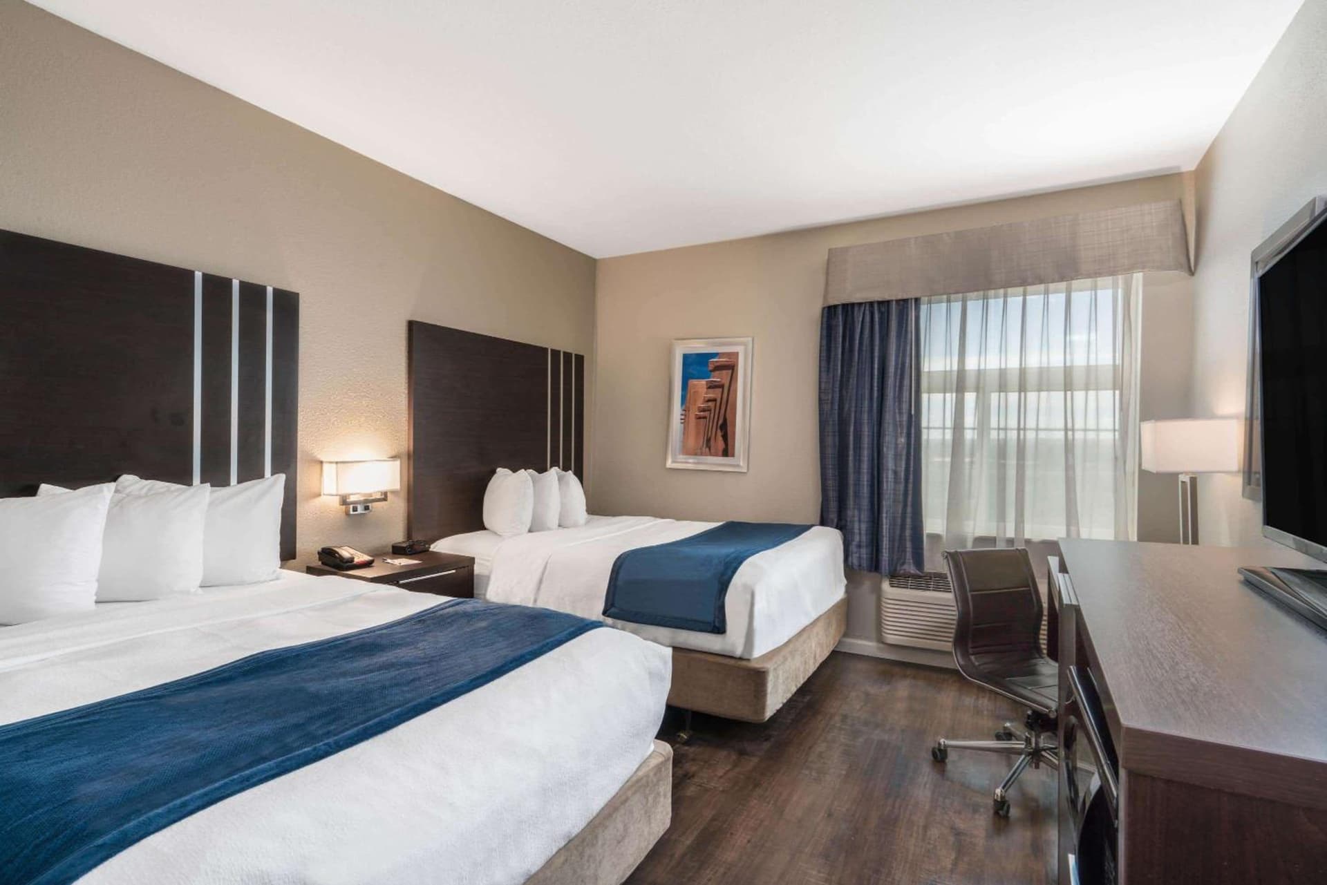Baymont by Wyndham Albuquerque Airport gallery photo in Albuquerque, NM — image 4