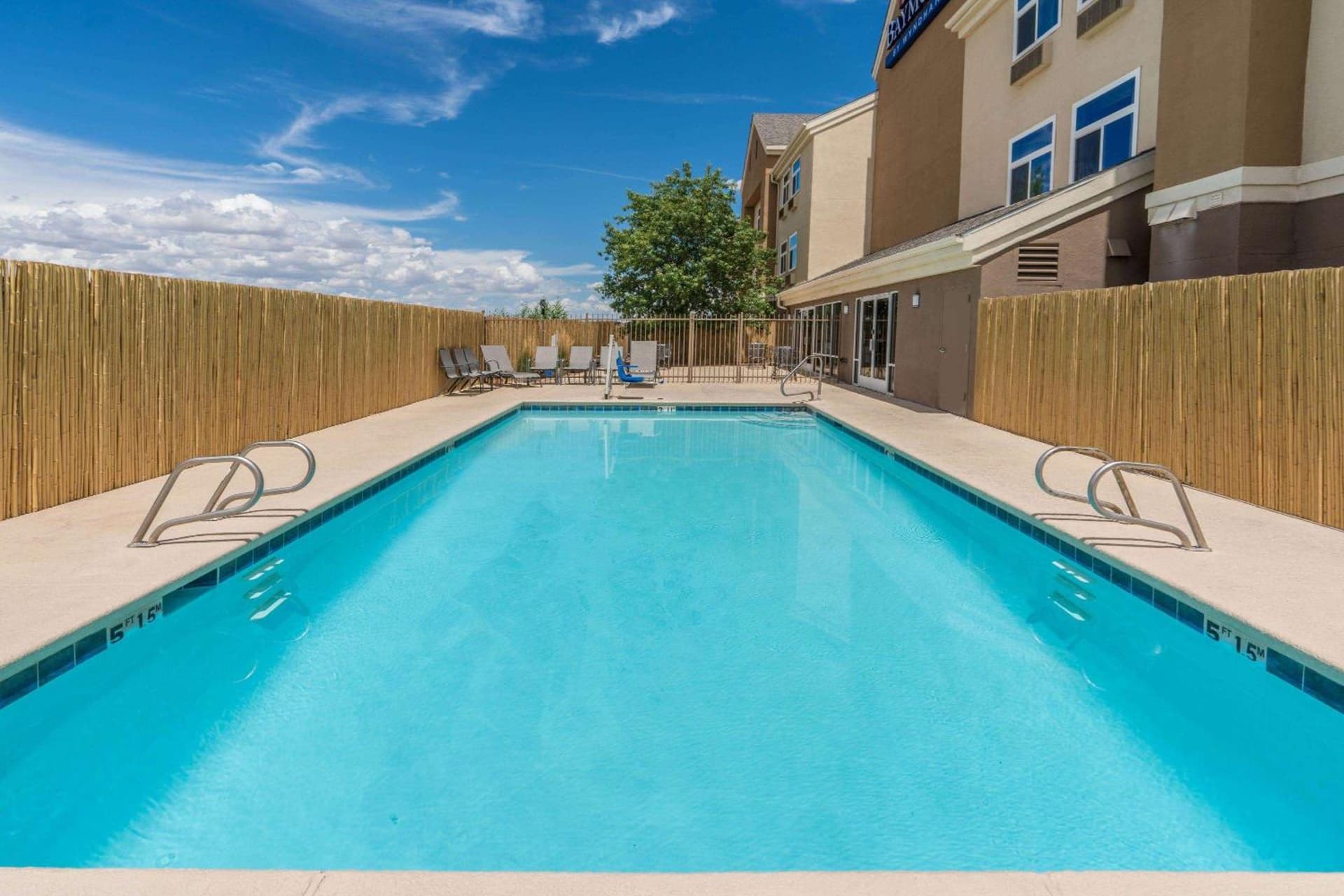 Baymont by Wyndham Albuquerque Airport gallery photo in Albuquerque, NM — image 50
