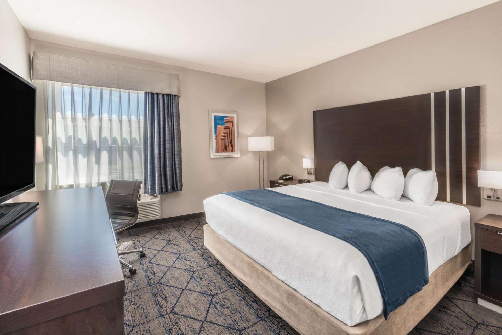 Baymont by Wyndham Albuquerque Airport gallery photo in Albuquerque, NM — image 33