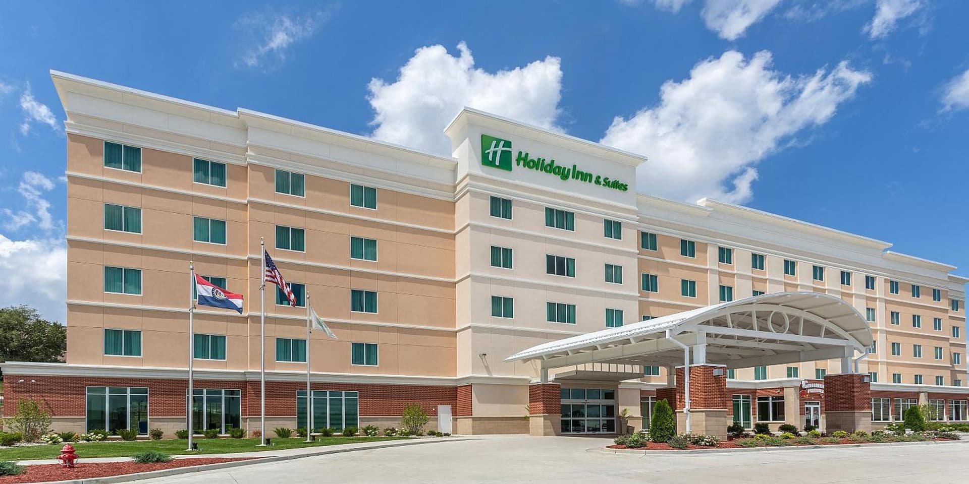 Holiday Inn & Suites - Jefferson City by IHG interior in Jefferson City, MO — gallery photo 2