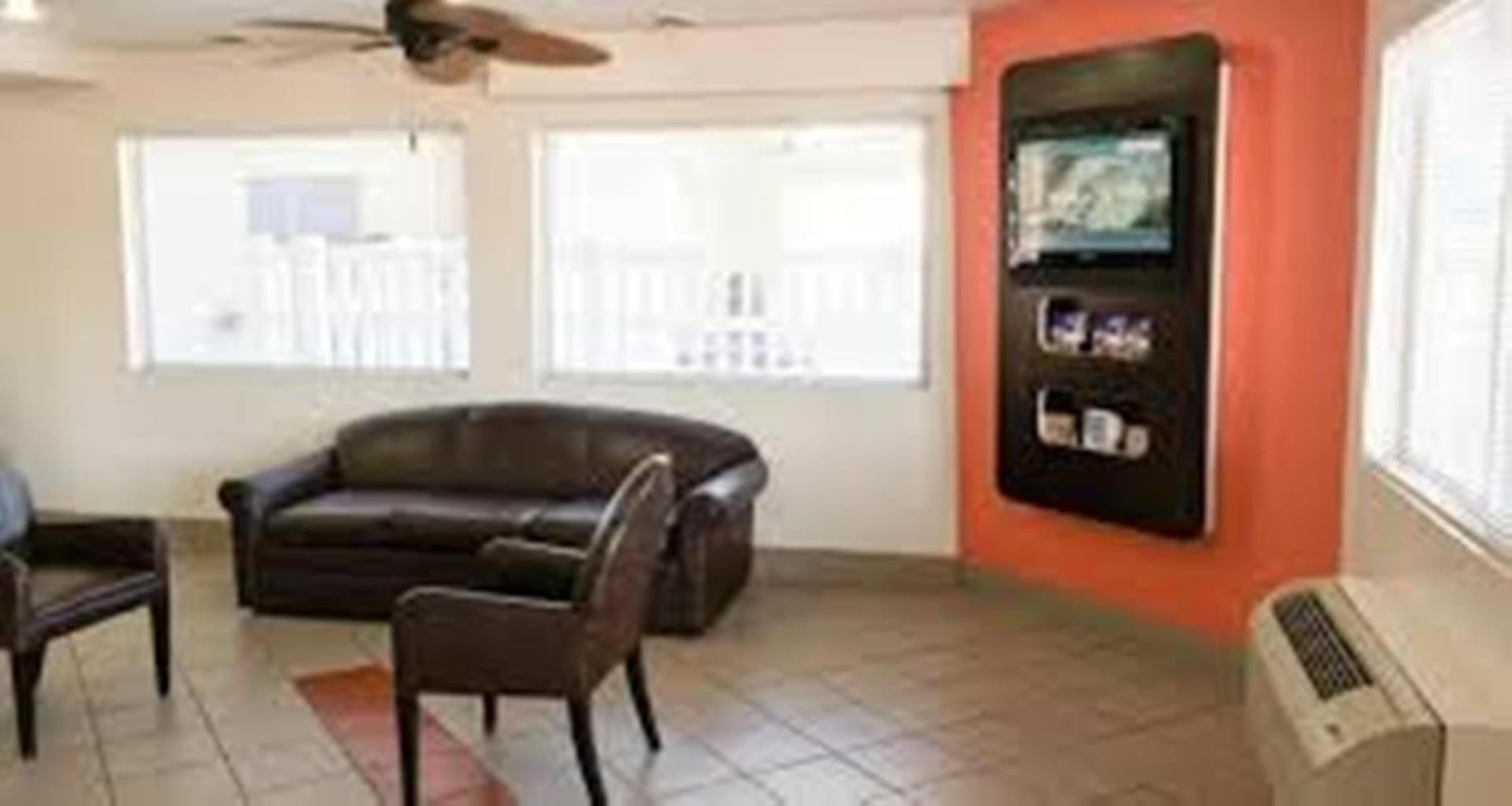Motel 6-Brownsville, TX North gallery photo in Brownsville, TX — image 14