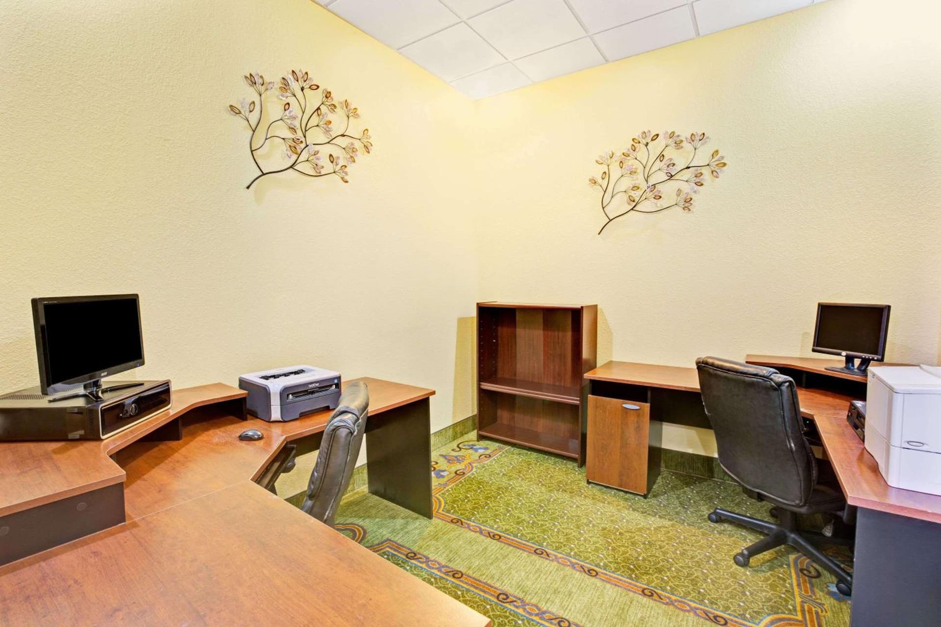 Sonesta Select Hotels Statesville gallery photo in Statesville, NC — image 49