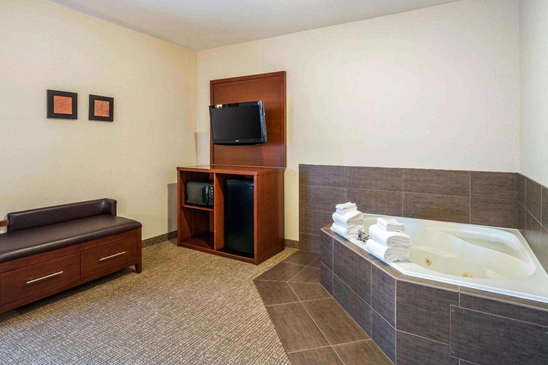 Comfort Suites Yakima gallery photo in Yakima, WA — image 22