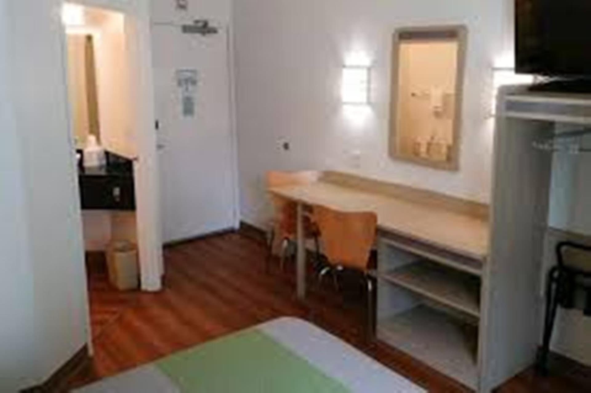Motel 6-Brownsville, TX North gallery photo in Brownsville, TX — image 6