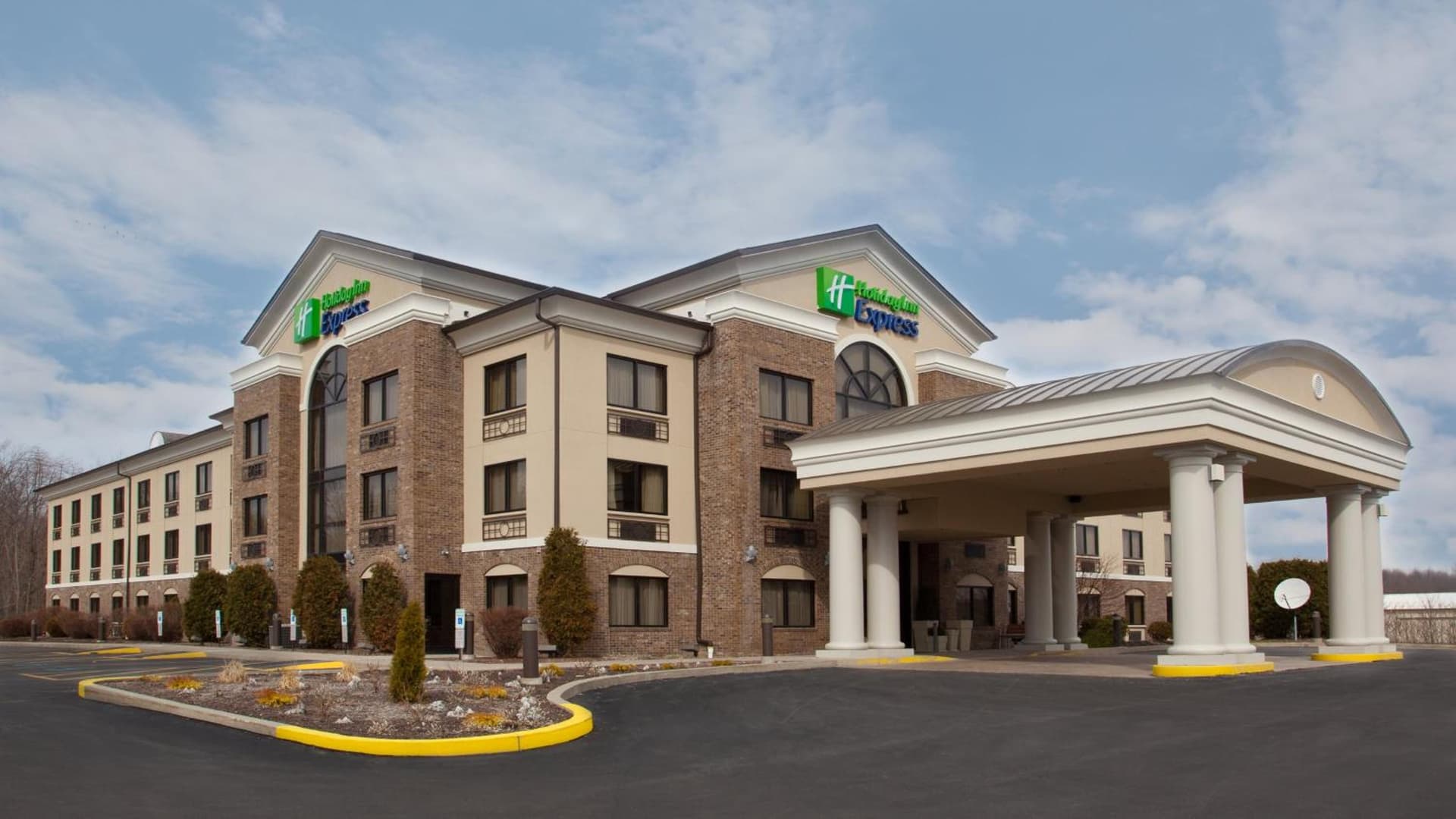 Holiday Inn Express Grove City - Premium Outlet Mall by IHG gallery photo in Grove City, PA — image 13