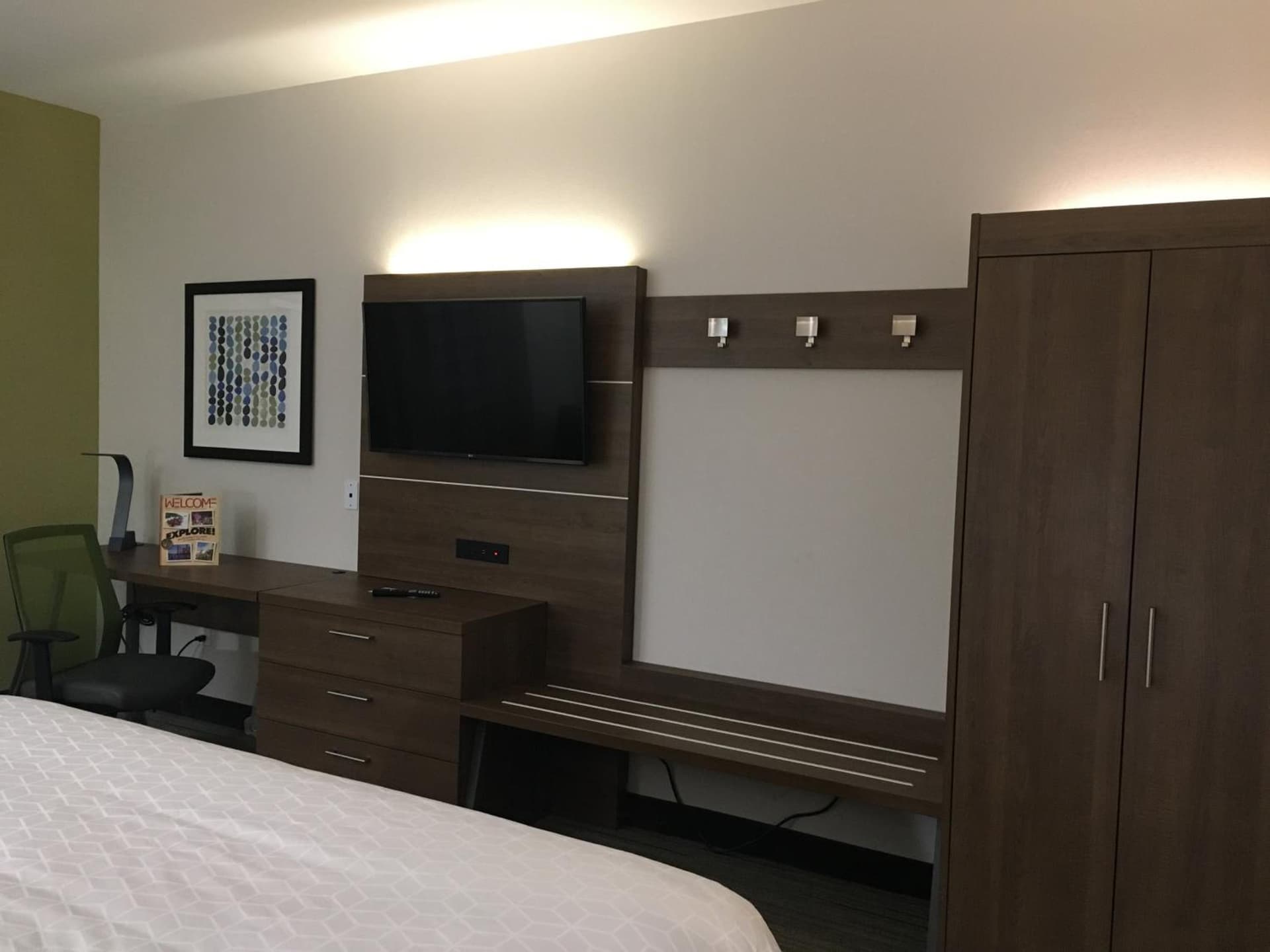 Holiday Inn Express - Grand Island by IHG gallery photo in Niagara Falls, NY — image 43