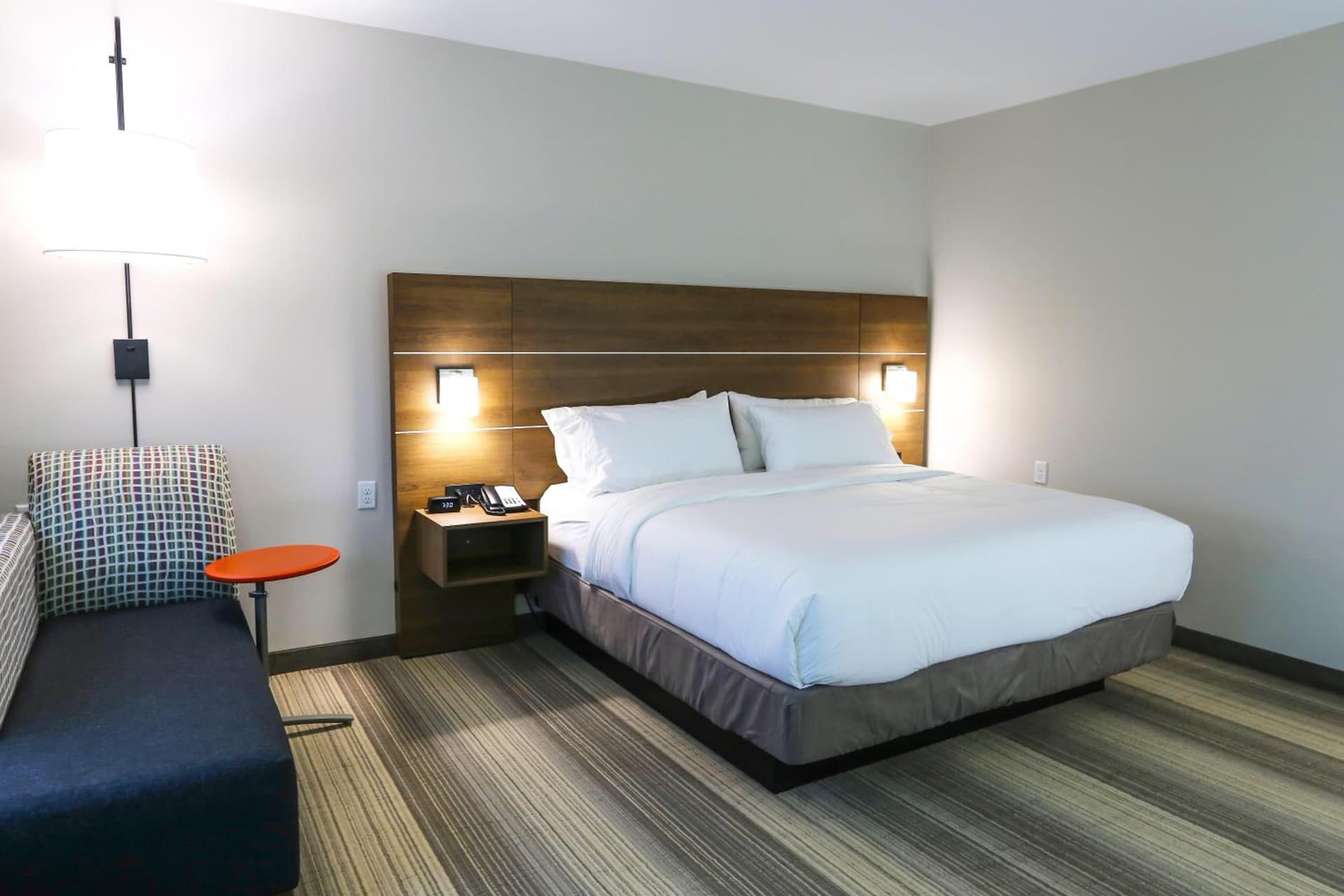 Holiday Inn Express & Suites - Houston IAH - Beltway 8 by IHG gallery photo in Houston, TX — image 64