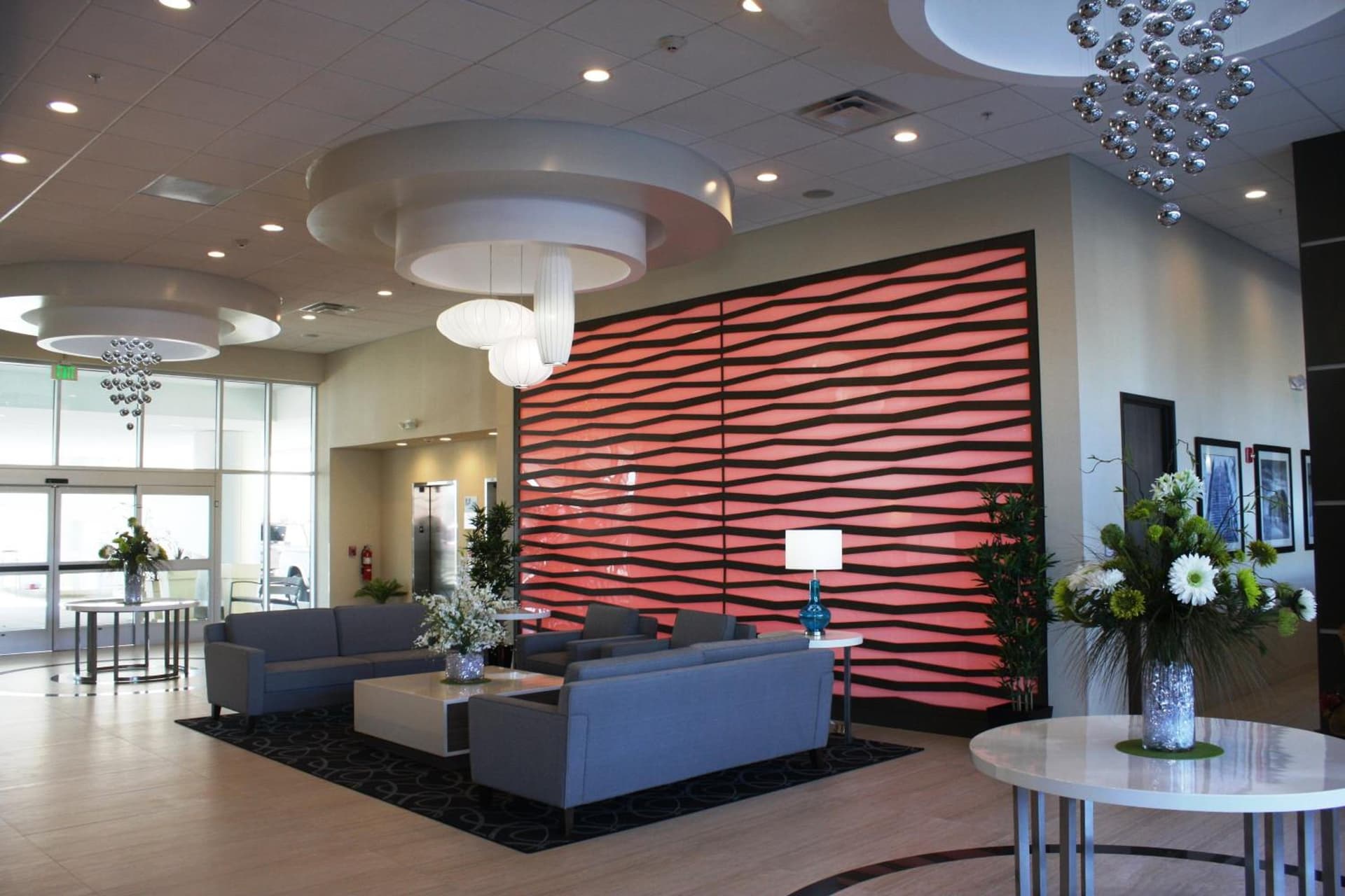 Hampton Inn by Hilton North Hollywood property views in North Hollywood, CA — gallery photo 3
