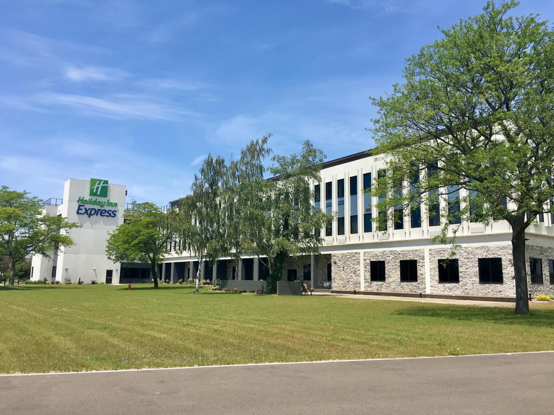 Holiday Inn Express - Grand Island by IHG gallery photo in Niagara Falls, NY — image 4
