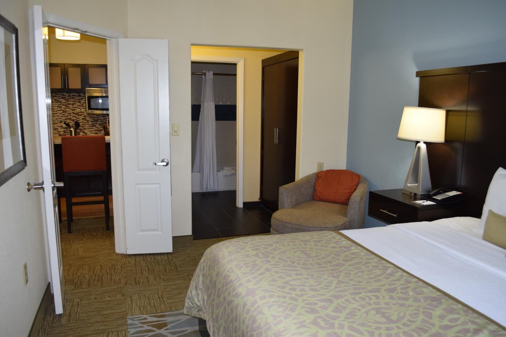 Staybridge Suites Houston Stafford - Sugar Land by IHG gallery photo in Stafford, TX — image 51