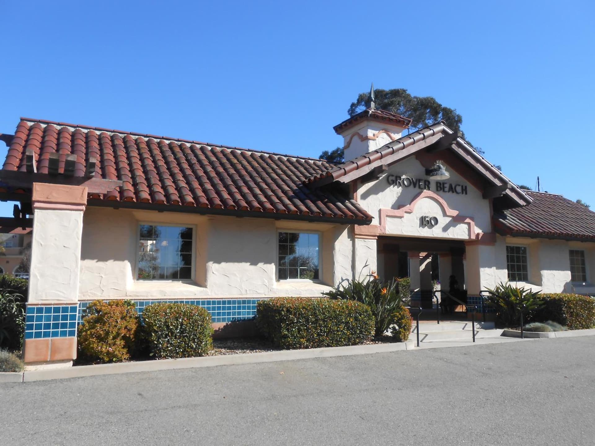 Holiday Inn Express Grover Beach-Pismo Beach Area by IHG featured exterior or lobby in Grover Beach, CA — similar hotel
