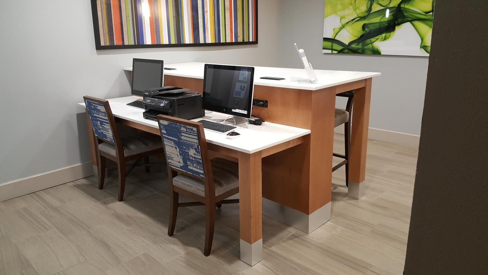 Holiday Inn Express Pearland by IHG gallery photo in Pearland, TX — image 5