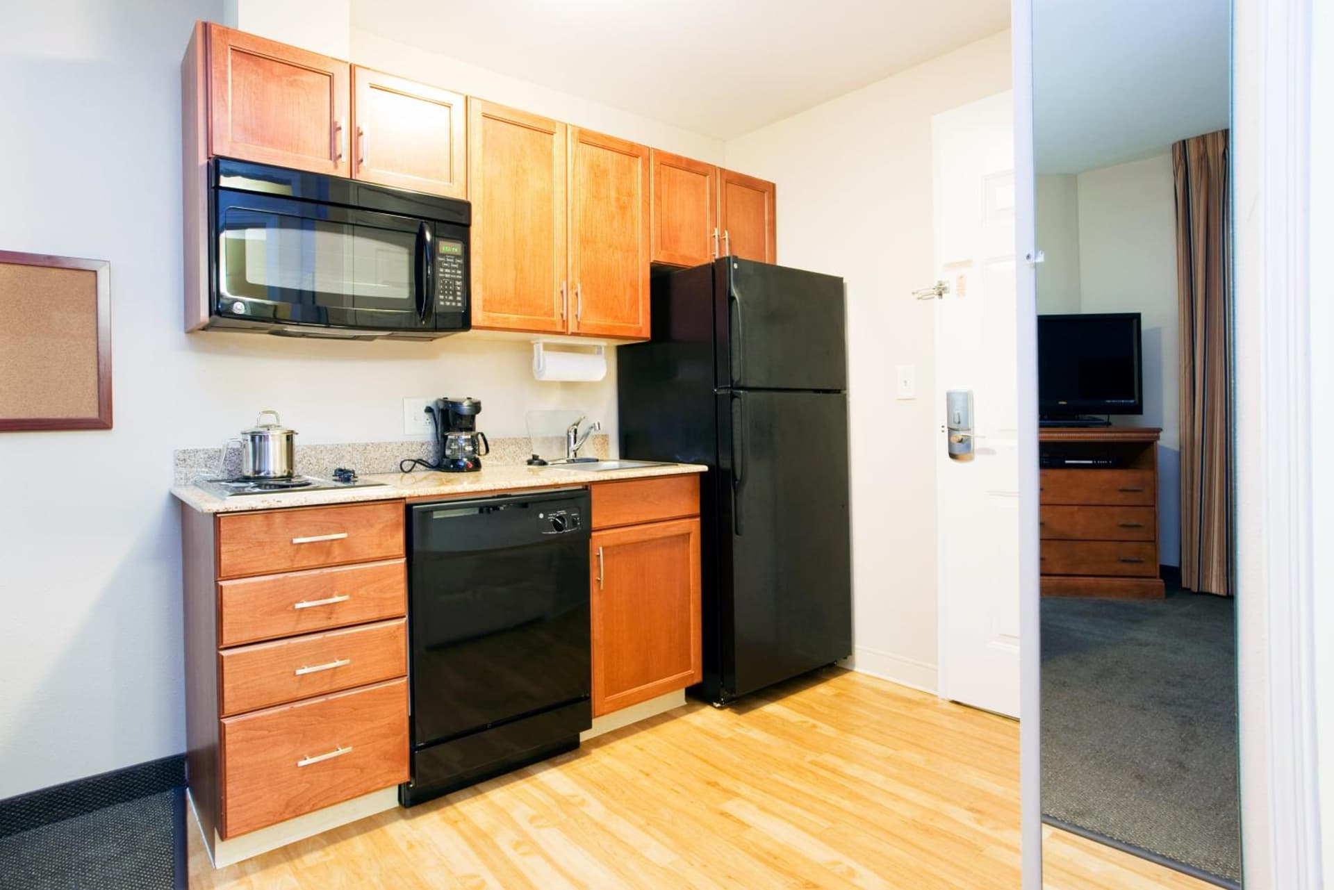 Candlewood Suites Jacksonville by IHG gallery photo in Jacksonville, NC — image 27