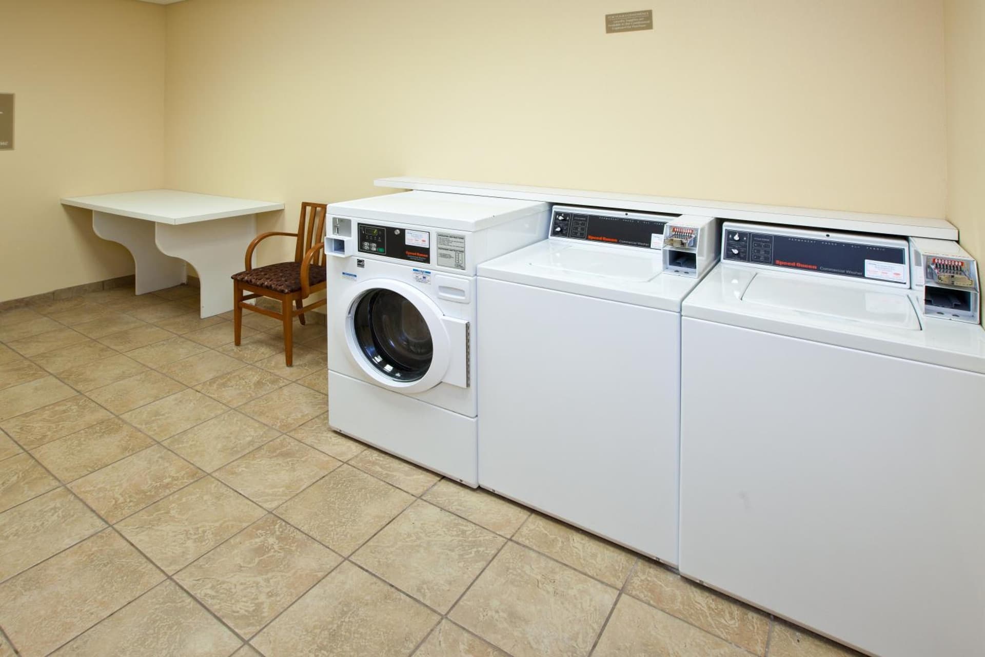 Candlewood Suites Lafayette by IHG gallery photo in Lafayette, IN — image 10