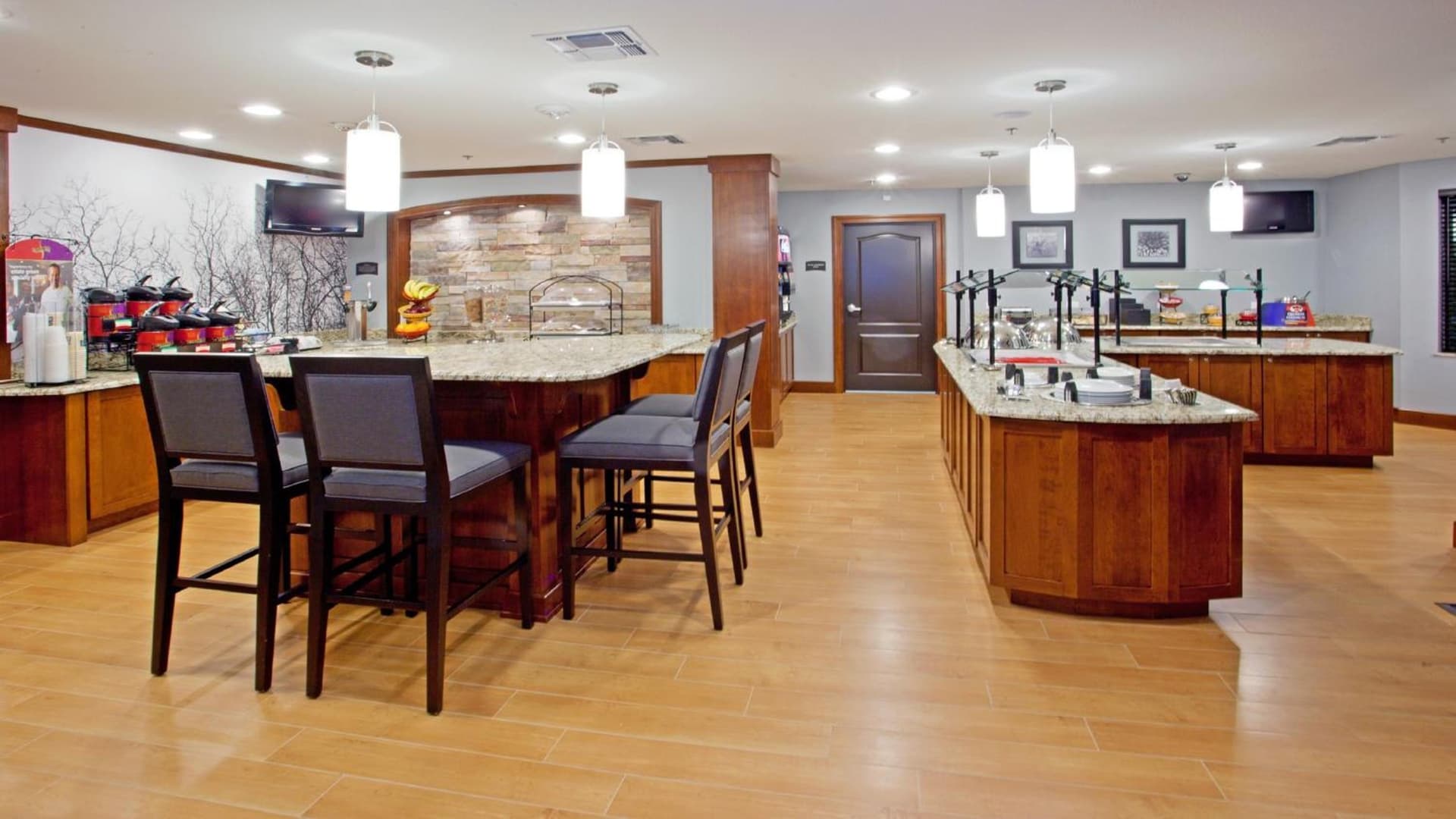Staybridge Suites - Johnson City by IHG interior in Johnson City, TN — gallery photo 2