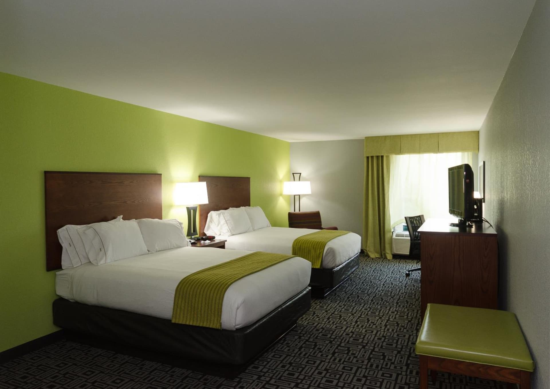 Holiday Inn Express Hickory - Hickory Mart by IHG gallery photo in Hickory, NC — image 4