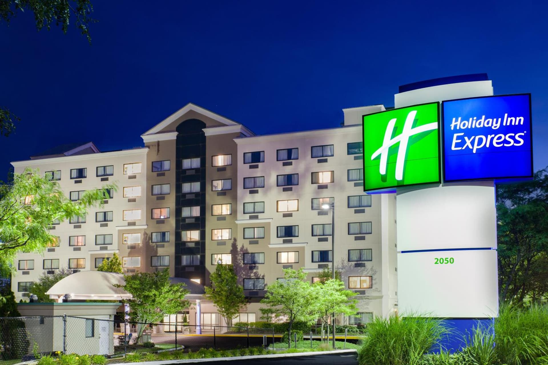 Holiday Inn Express Hauppauge-Long Island by IHG gallery photo in Hauppauge, NY — image 10