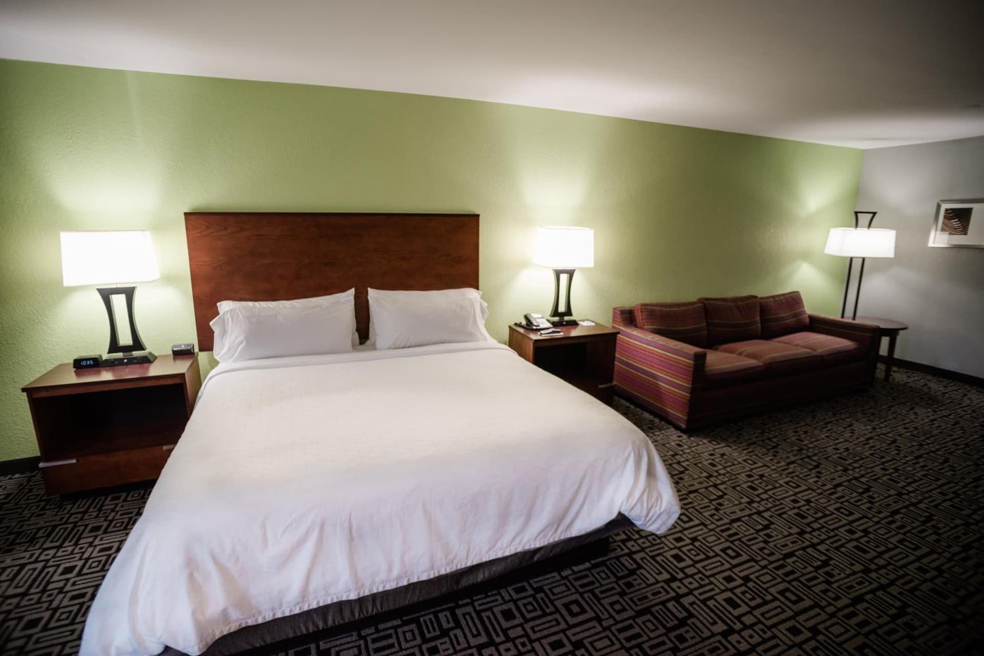 Holiday Inn Express Hickory - Hickory Mart by IHG gallery photo in Hickory, NC — image 37
