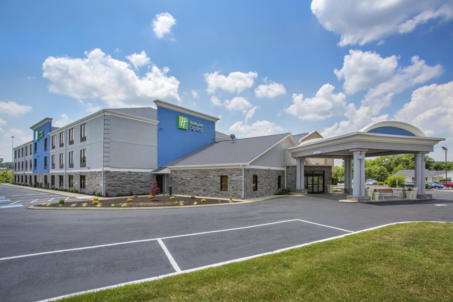 Holiday Inn Express Berea by IHG featured exterior or lobby in Berea, KY — similar hotel
