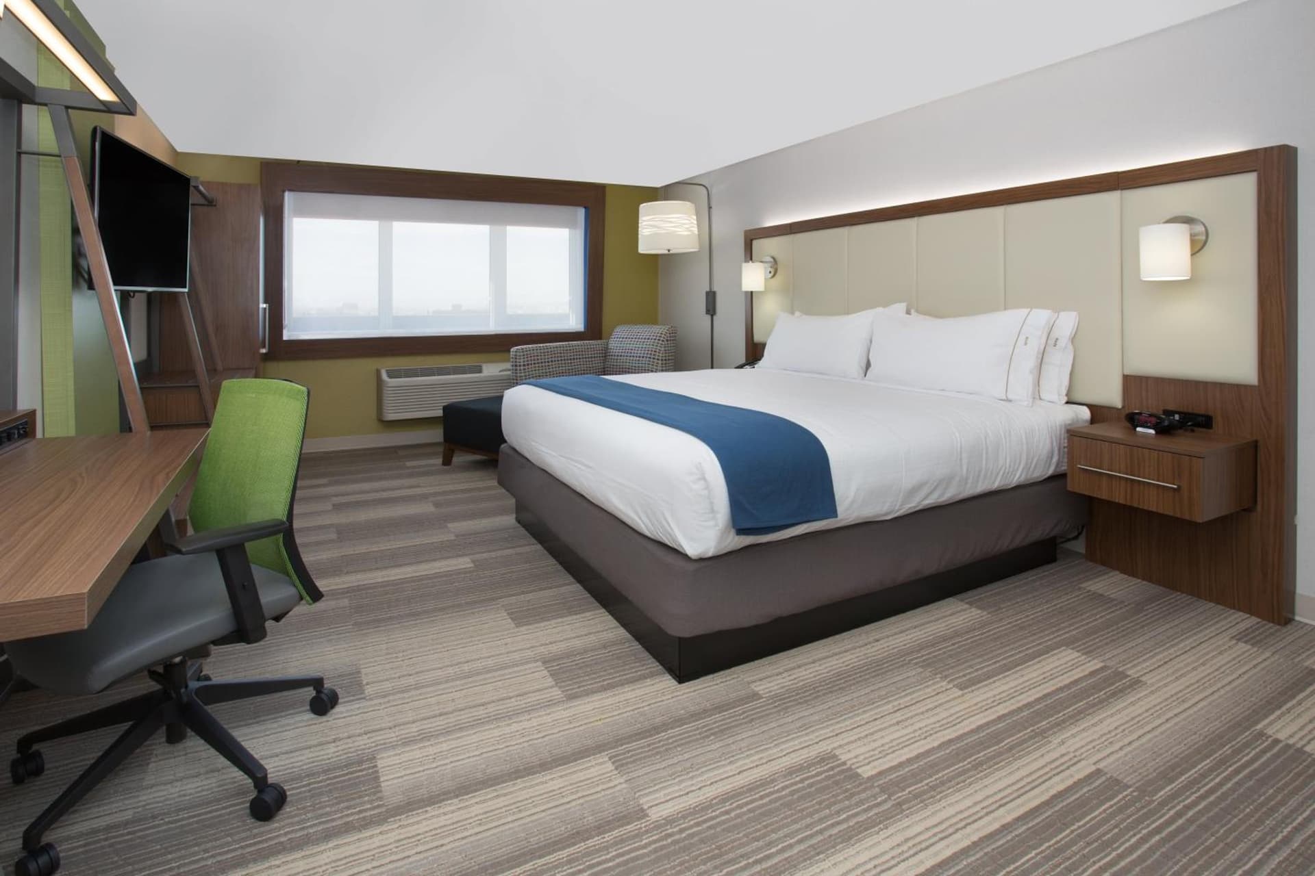 Holiday Inn Express & Suites Santa Ana - Orange County by IHG gallery photo in Santa Ana, CA — image 36