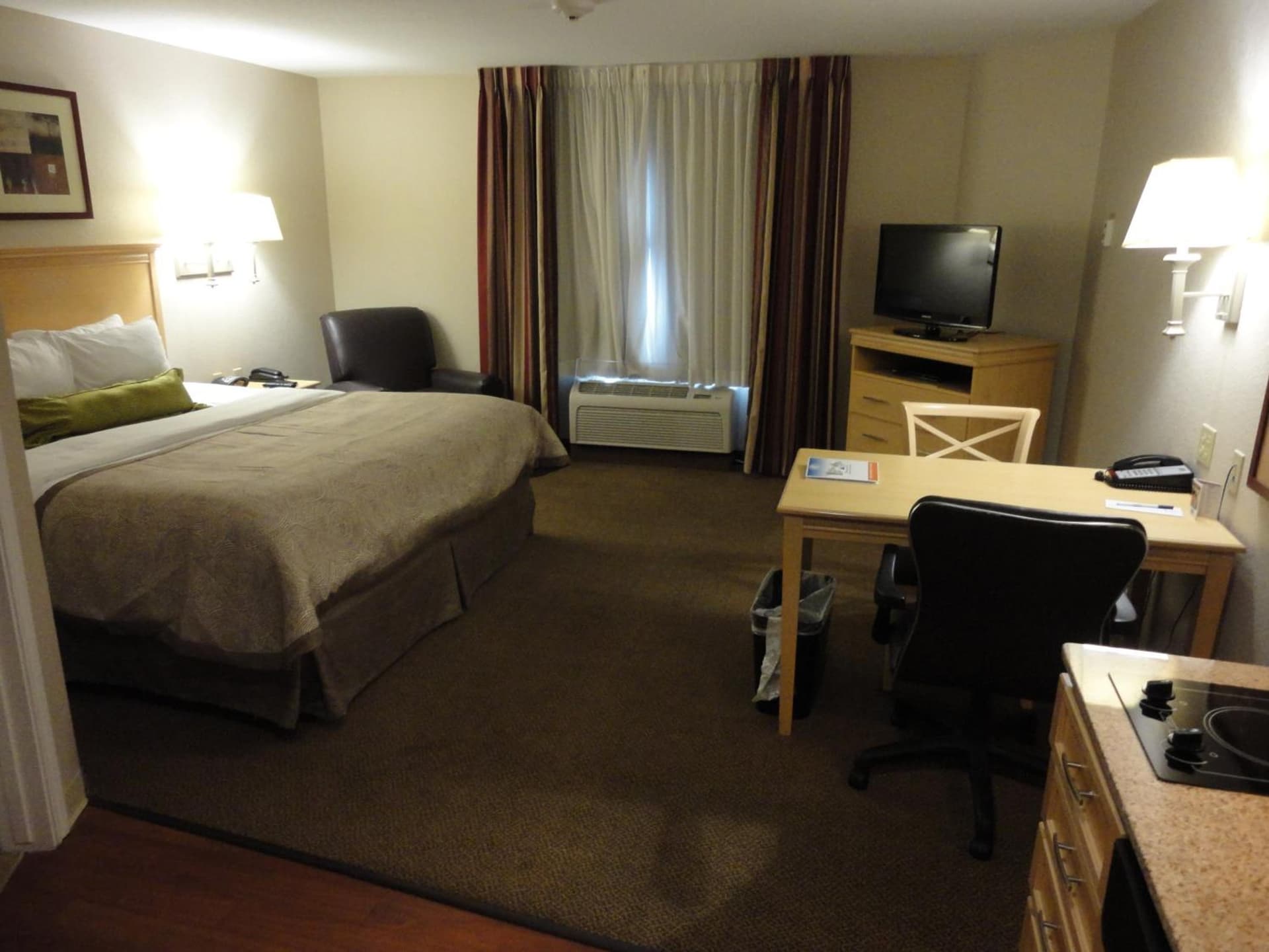 Candlewood Suites Houston The Woodlands by IHG gallery photo in The Woodlands, TX — image 4