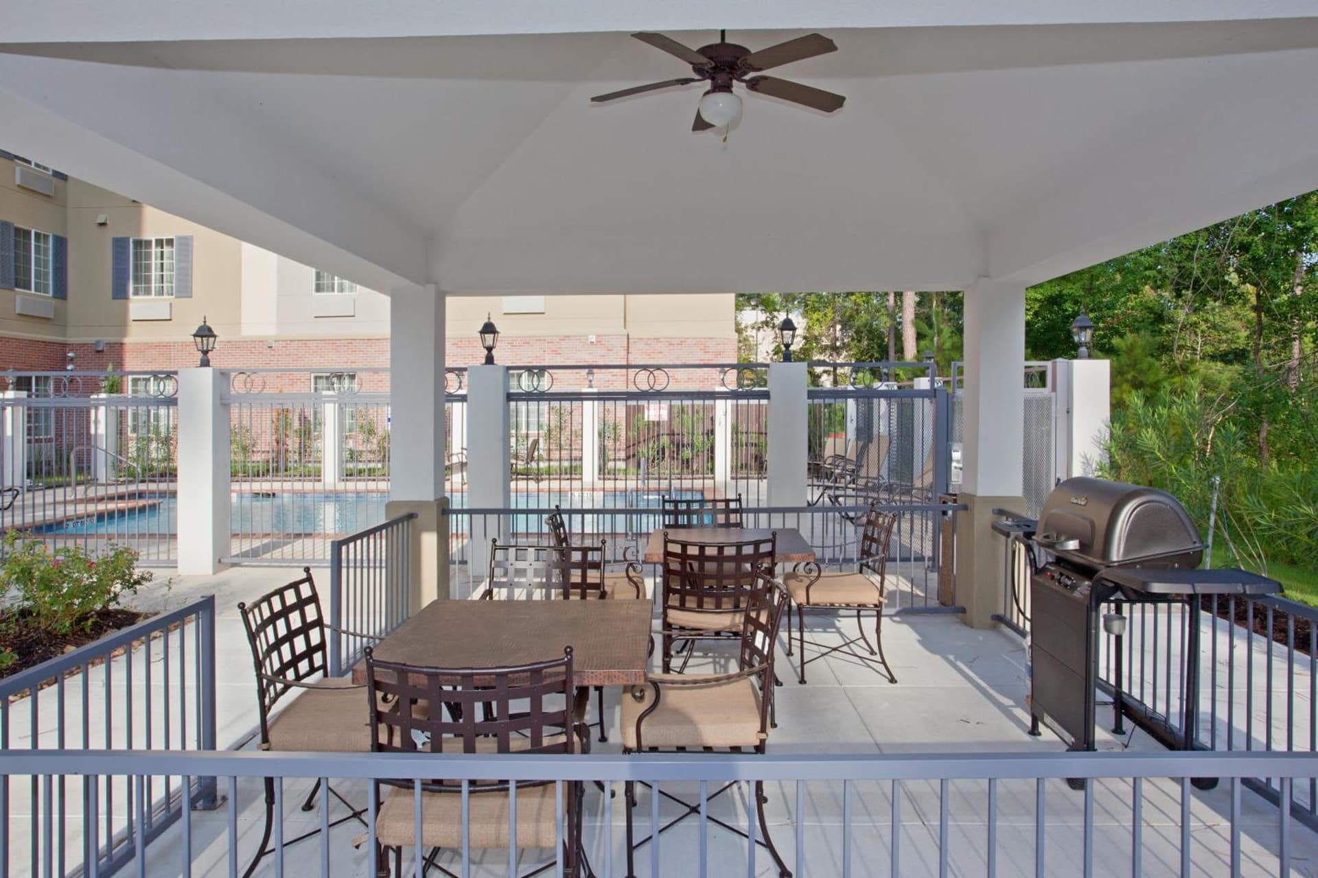Candlewood Suites Houston The Woodlands by IHG gallery photo in The Woodlands, TX — image 18