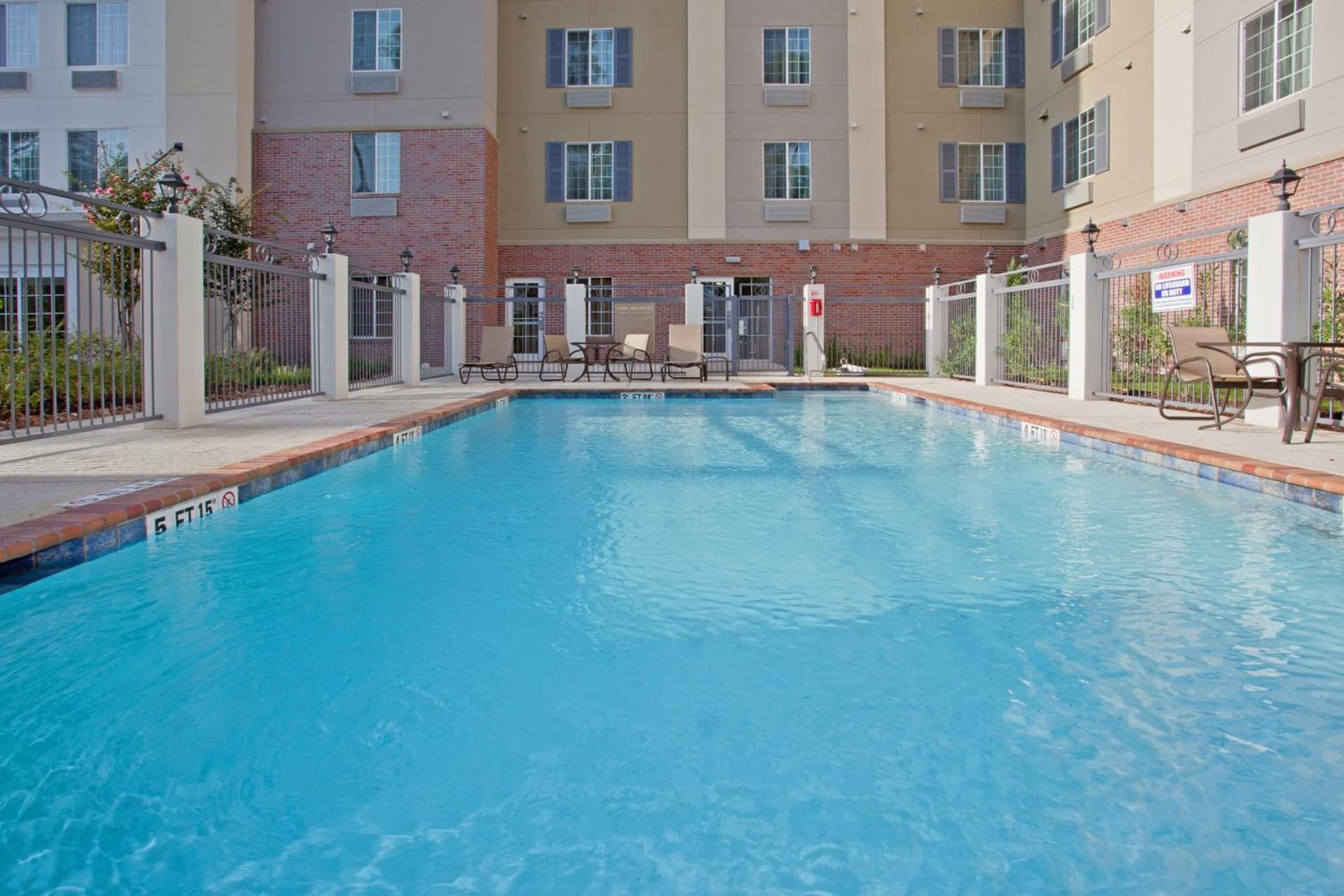 Candlewood Suites Houston The Woodlands by IHG gallery photo in The Woodlands, TX — image 6