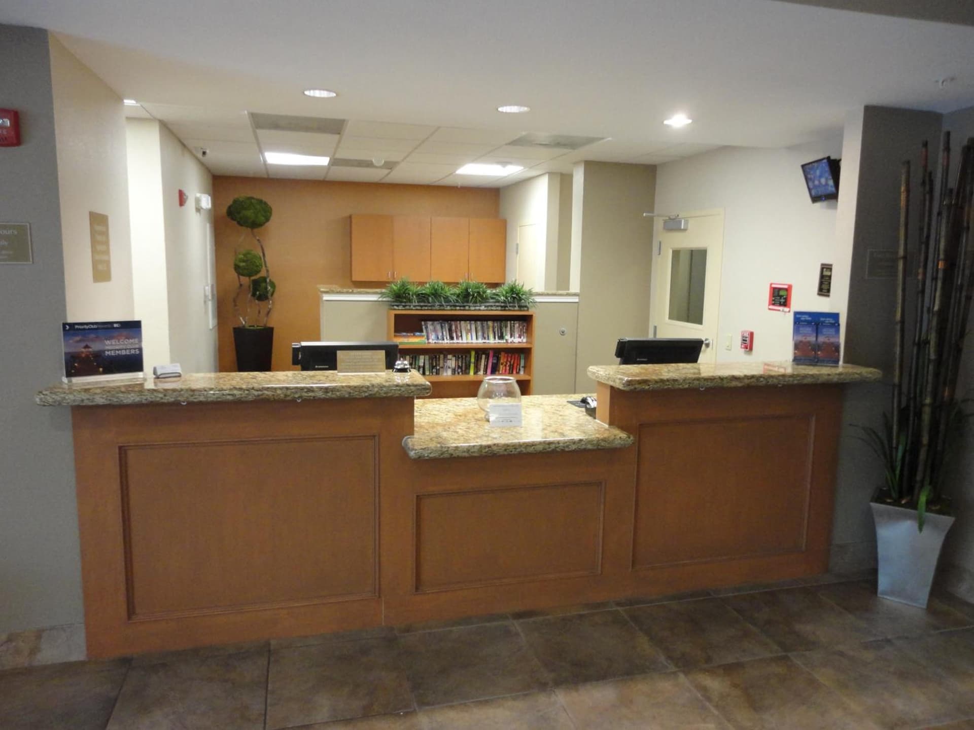 Candlewood Suites Houston The Woodlands by IHG gallery photo in The Woodlands, TX — image 20