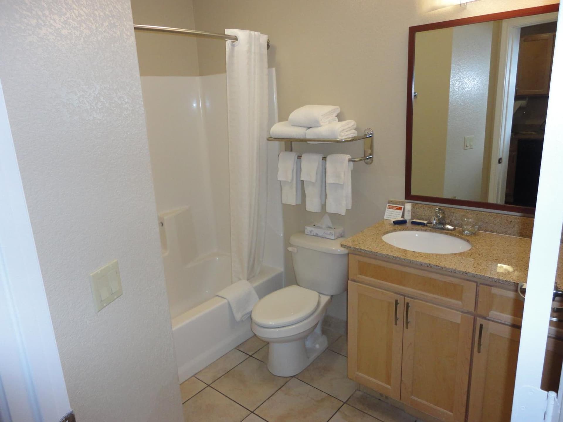 Candlewood Suites Houston The Woodlands by IHG gallery photo in The Woodlands, TX — image 21