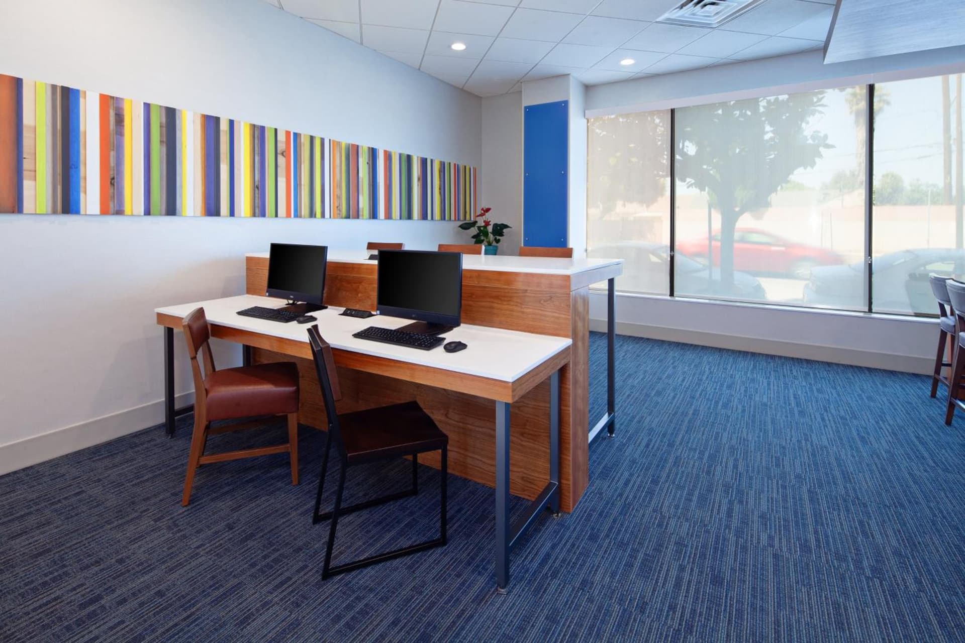 Holiday Inn Express Los Angeles LAX Airport by IHG gallery photo in Los Angeles, CA — image 34