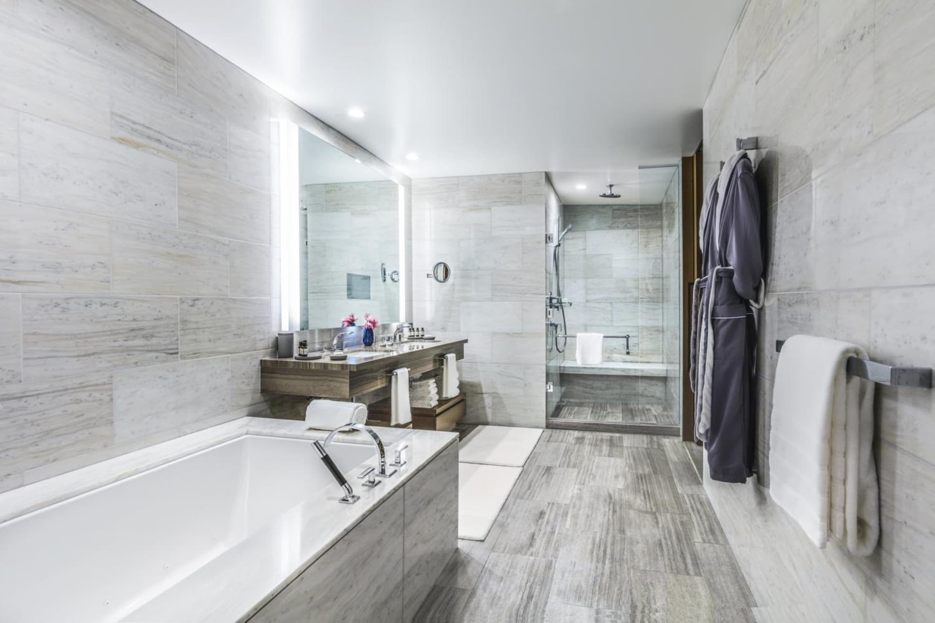 InterContinental - Los Angeles Downtown by IHG gallery photo in Los Angeles, CA — image 118