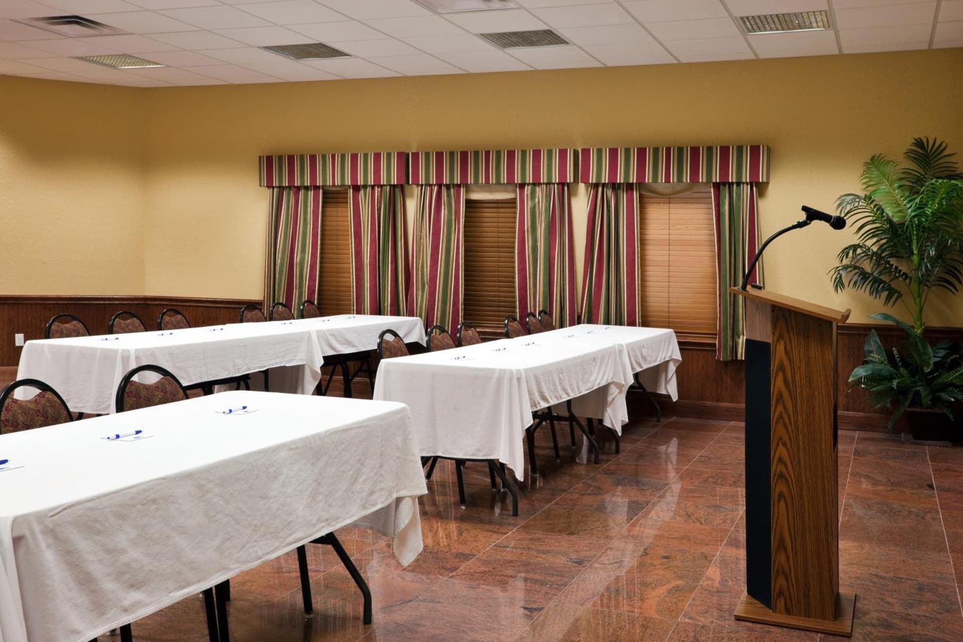 Holiday Inn Express of Salado-Belton by IHG gallery photo in Salado, TX — image 28