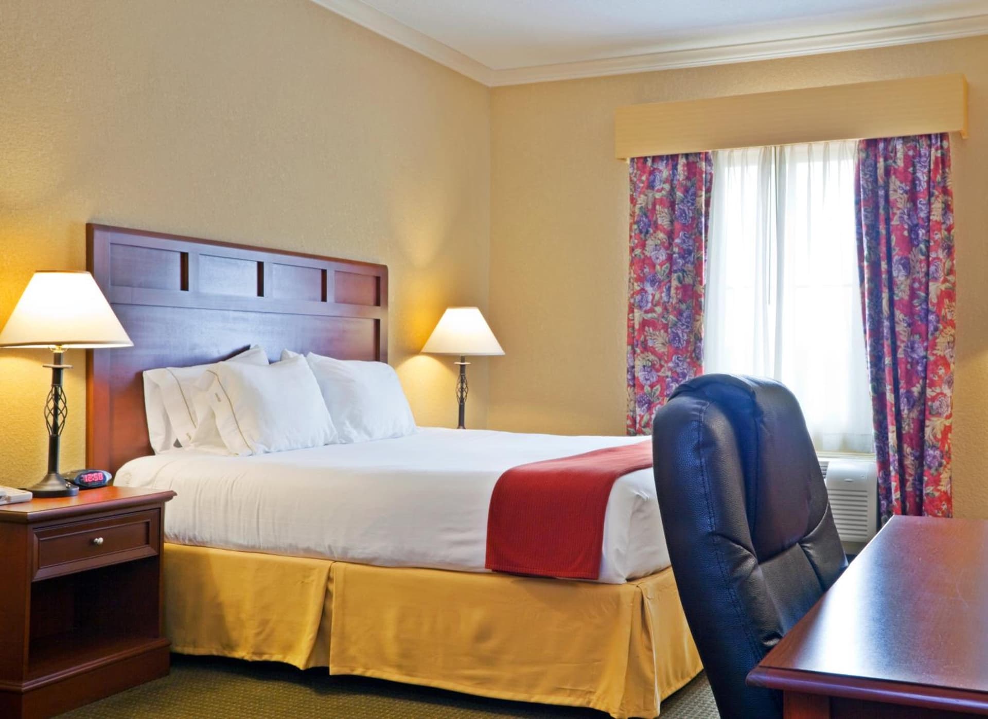 Holiday Inn Express of Salado-Belton by IHG gallery photo in Salado, TX — image 7