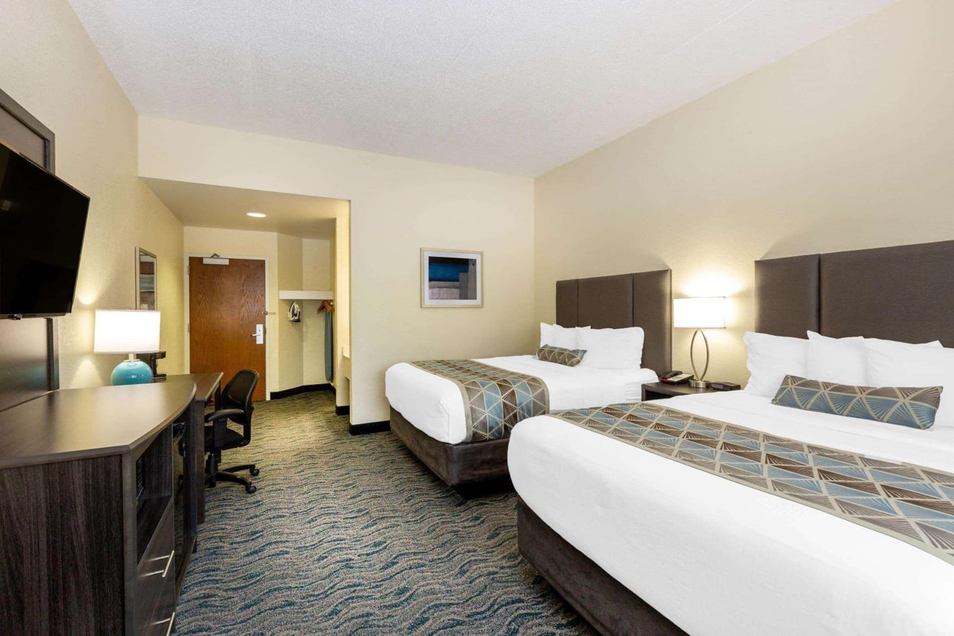 Baymont by Wyndham Des Moines Airport gallery photo in Des Moines, IA — image 37